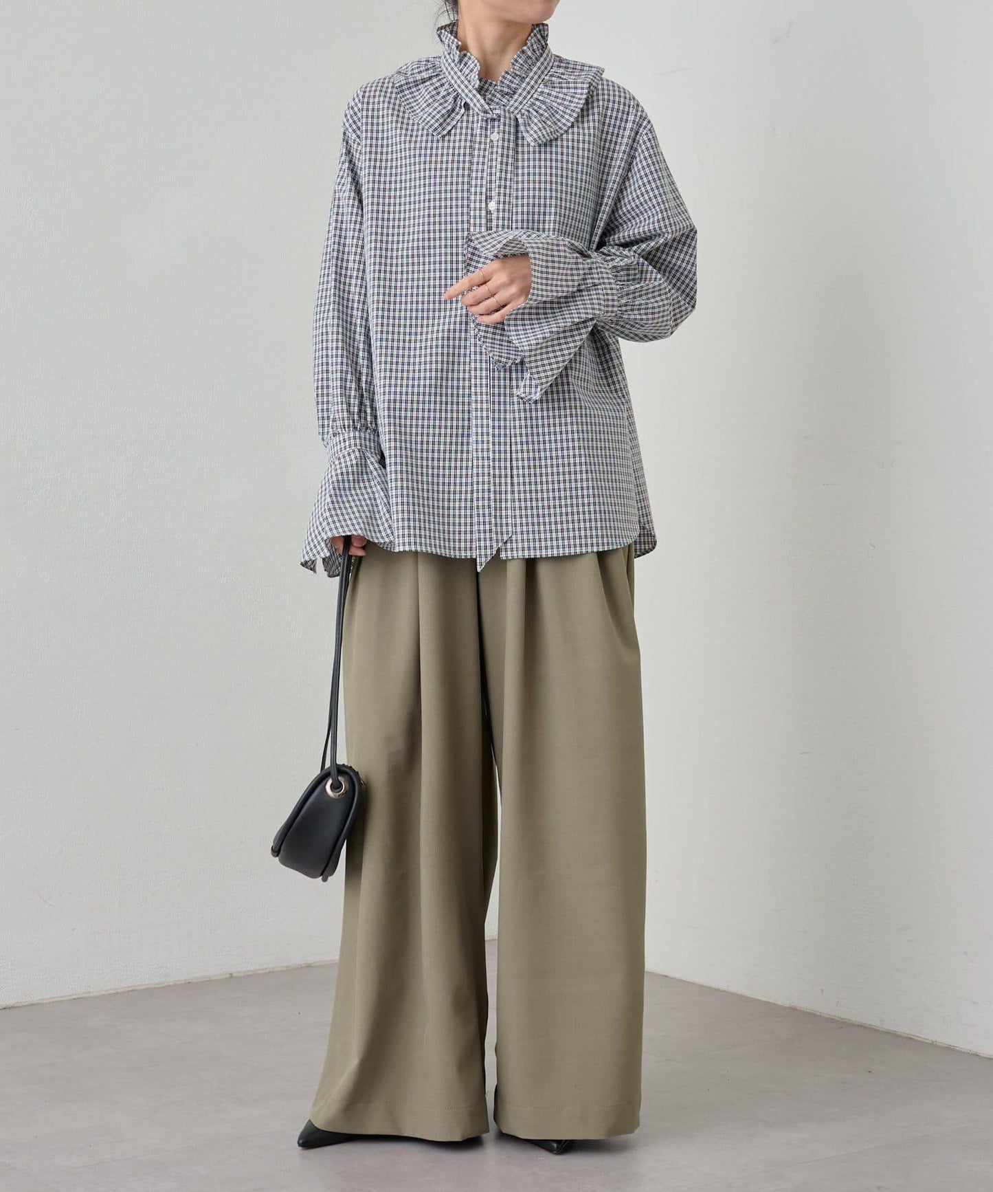 Omekashi 雙褶設計 休閒褲