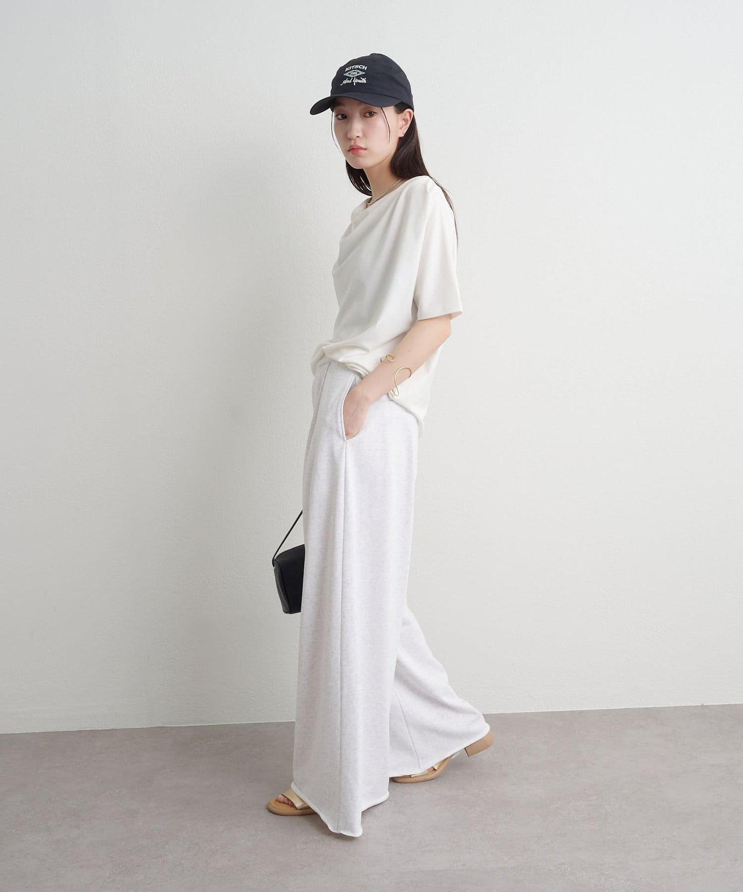 Omekashi 衛衣面料闊腿褲