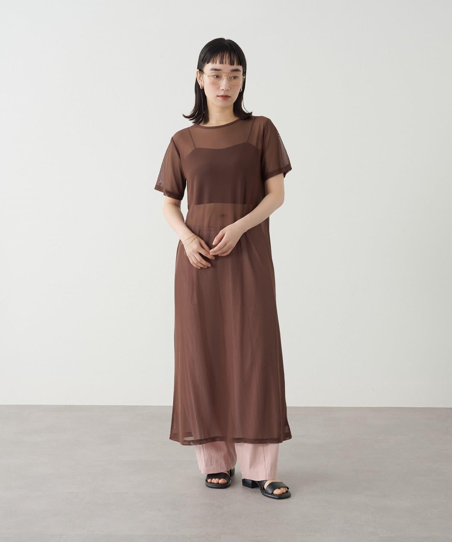 Omekashi 短袖網紗連衣裙