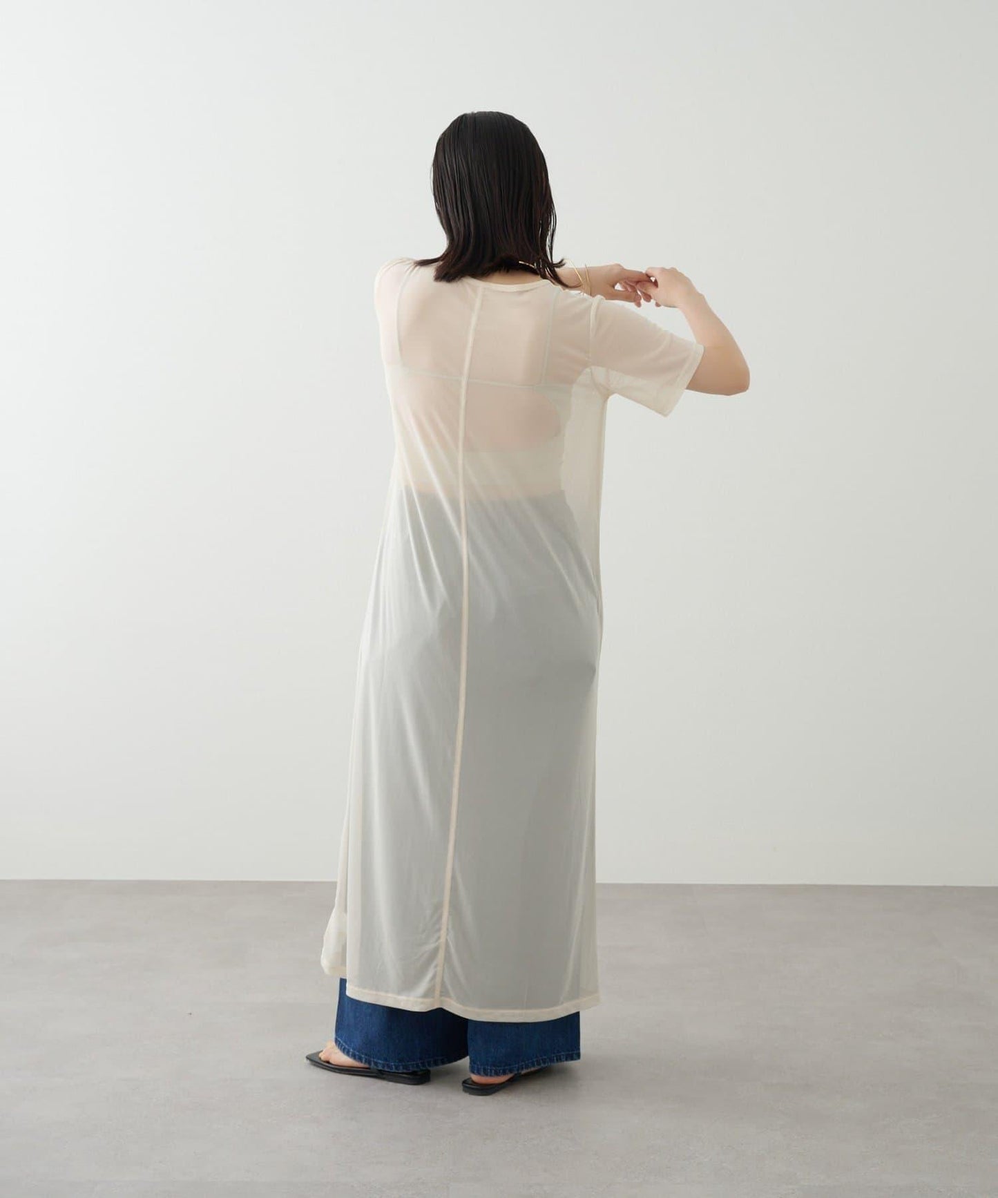 Omekashi 短袖網紗連衣裙