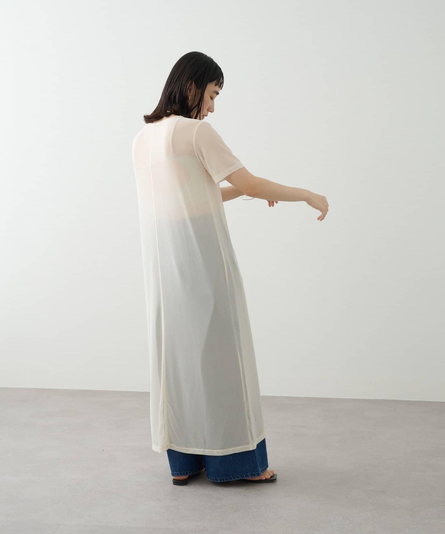 Omekashi 短袖網紗連衣裙