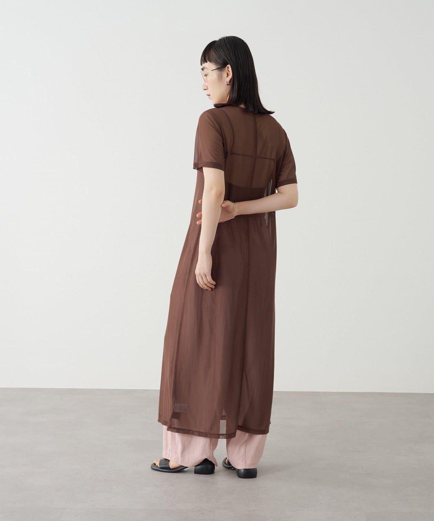 Omekashi 短袖網紗連衣裙