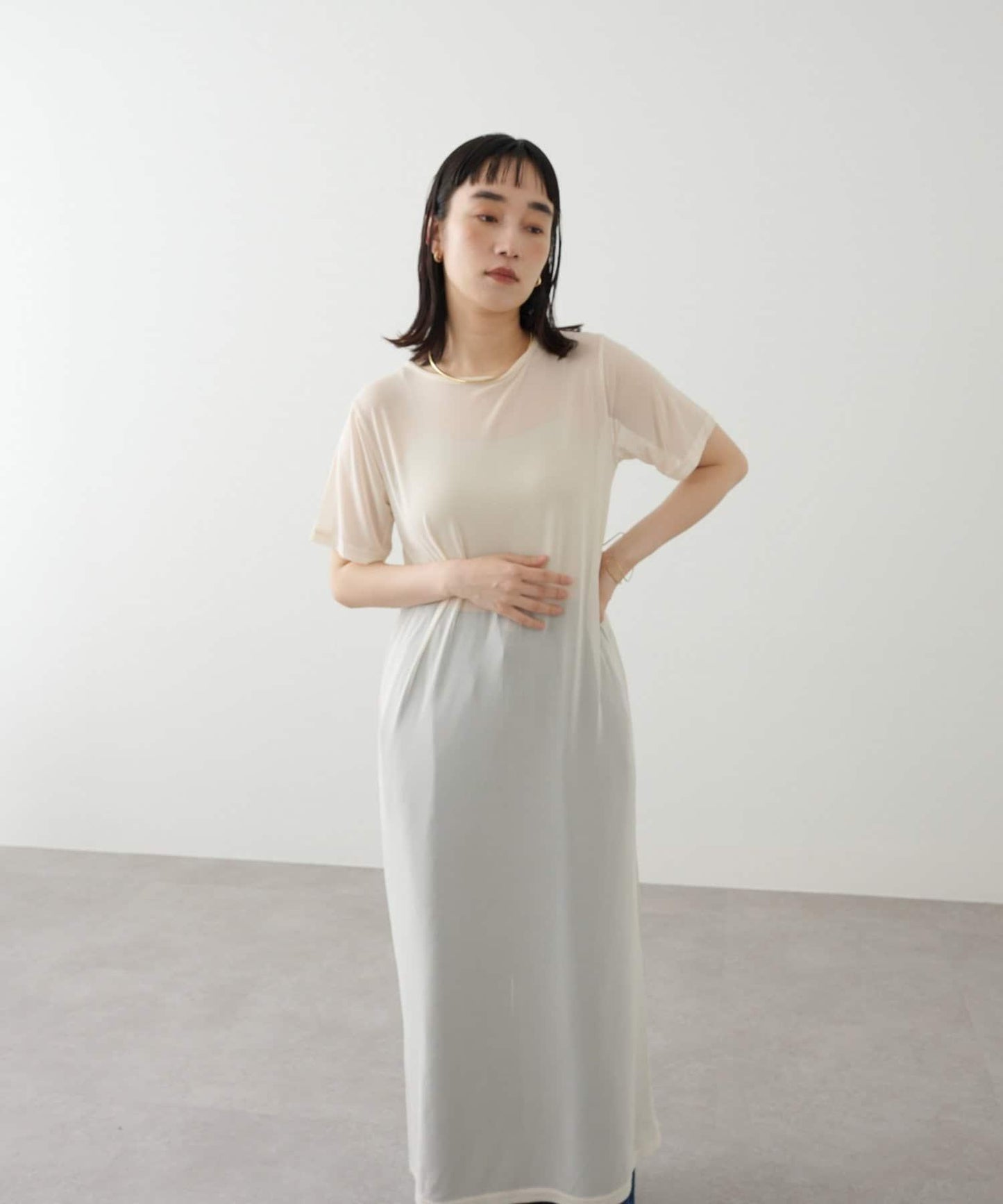 Omekashi 短袖網紗連衣裙