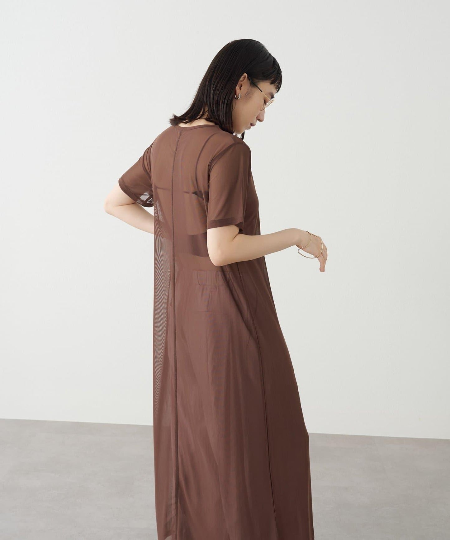 Omekashi 短袖網紗連衣裙