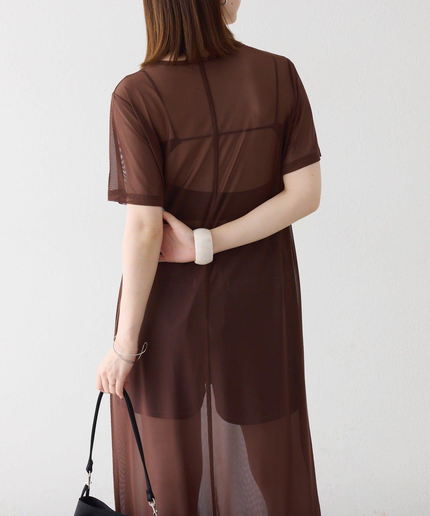 Omekashi 短袖網紗連衣裙