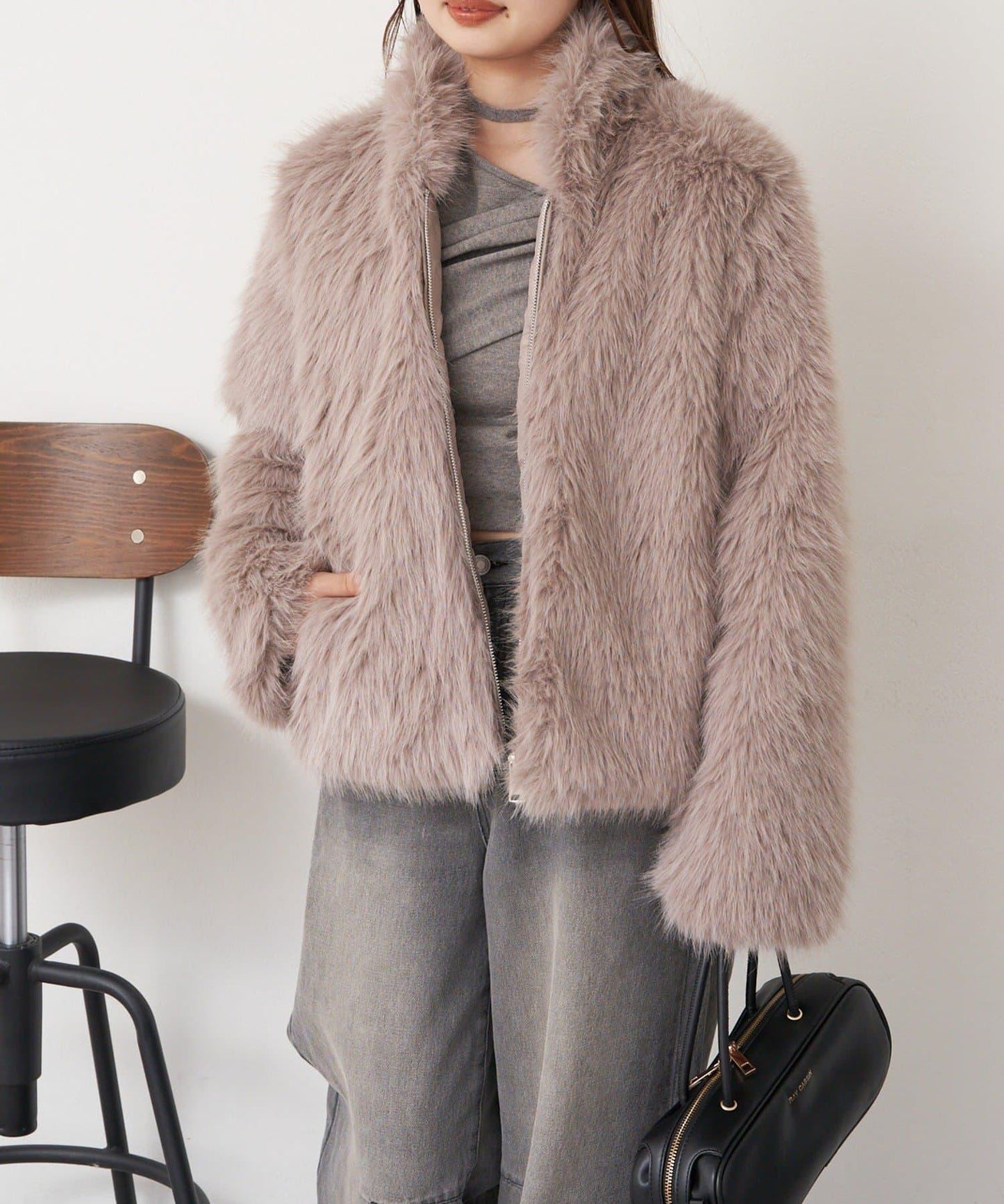 RAY CASSIN 毛絨短外套