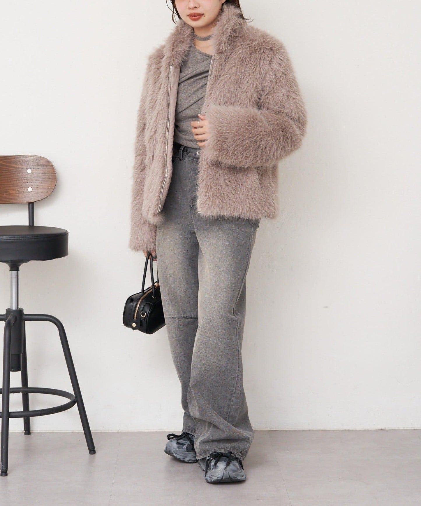 RAY CASSIN 毛絨短外套