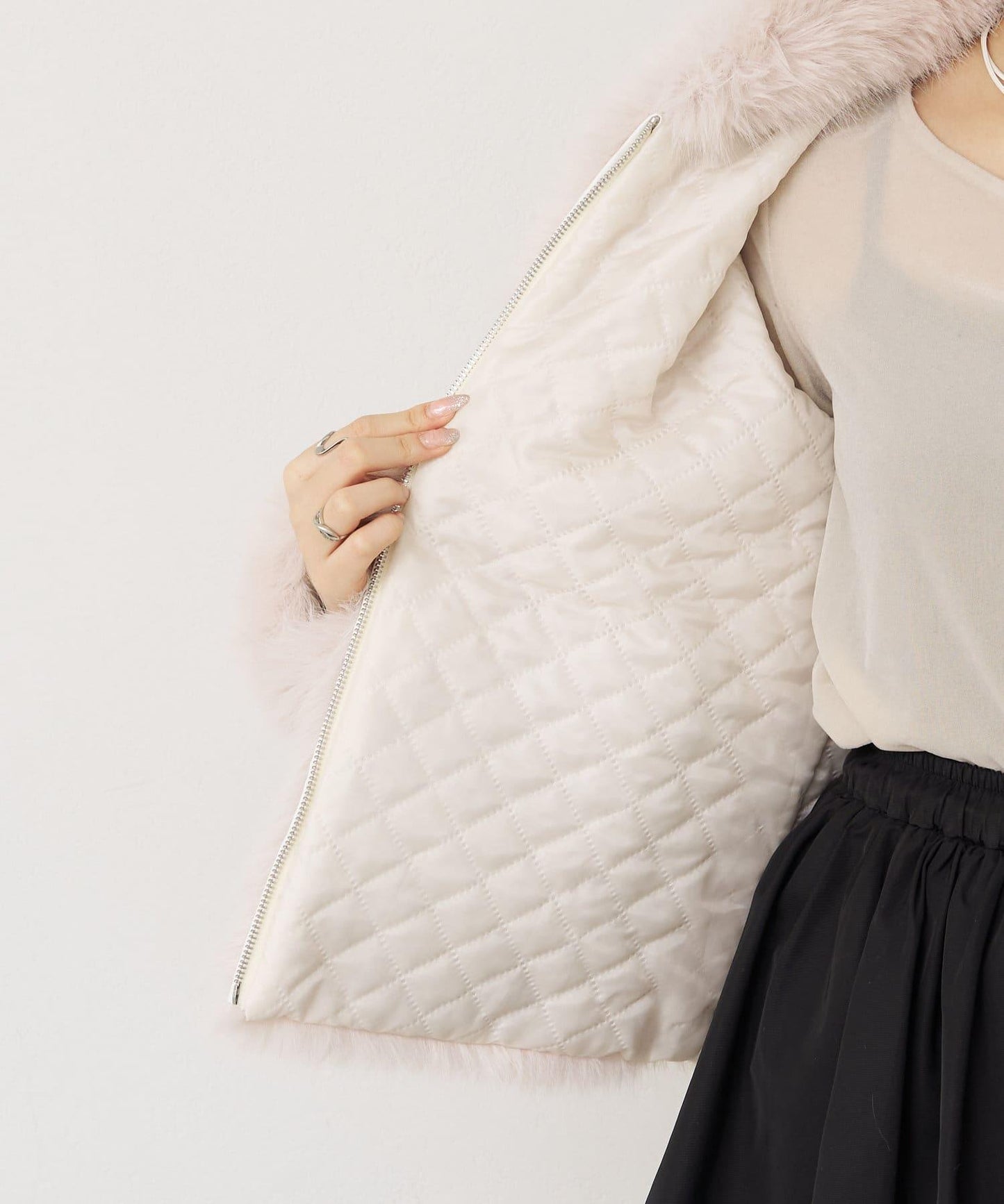 RAY CASSIN 毛絨短外套