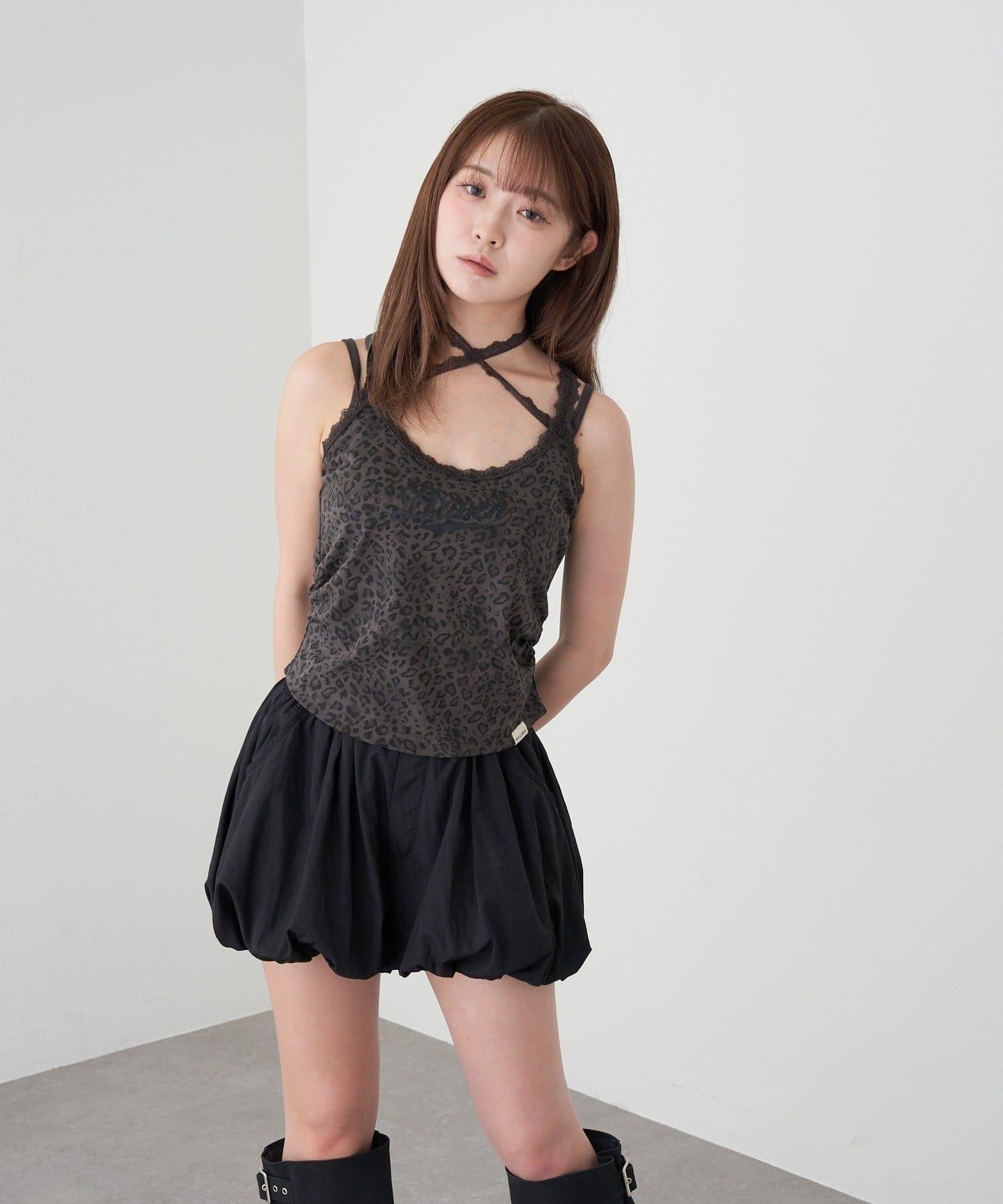 豹紋胸墊 蕾絲Logo疊穿 吊帶背心