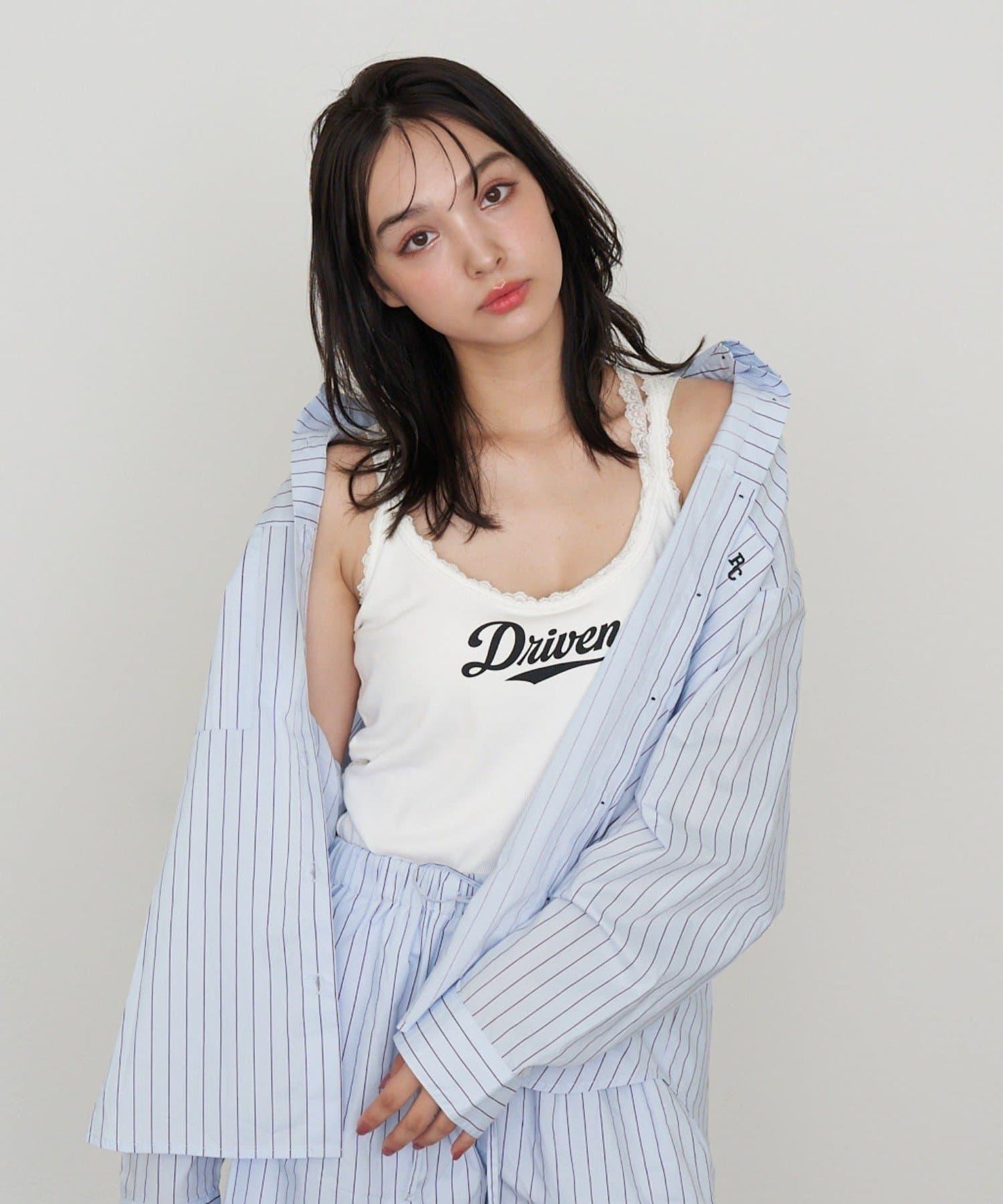 蕾絲Logo帶胸墊疊穿吊帶背心