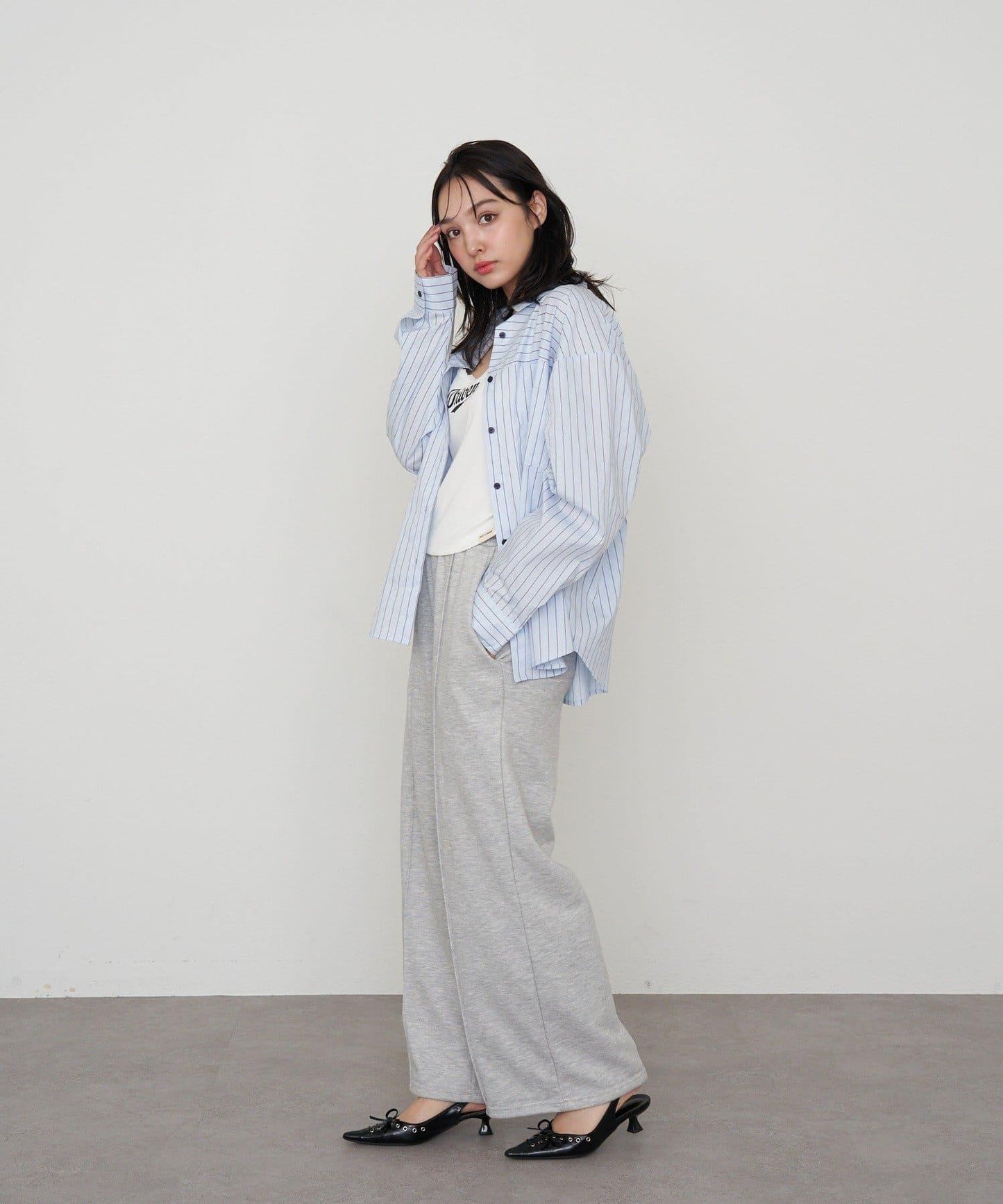 蕾絲Logo帶胸墊疊穿吊帶背心