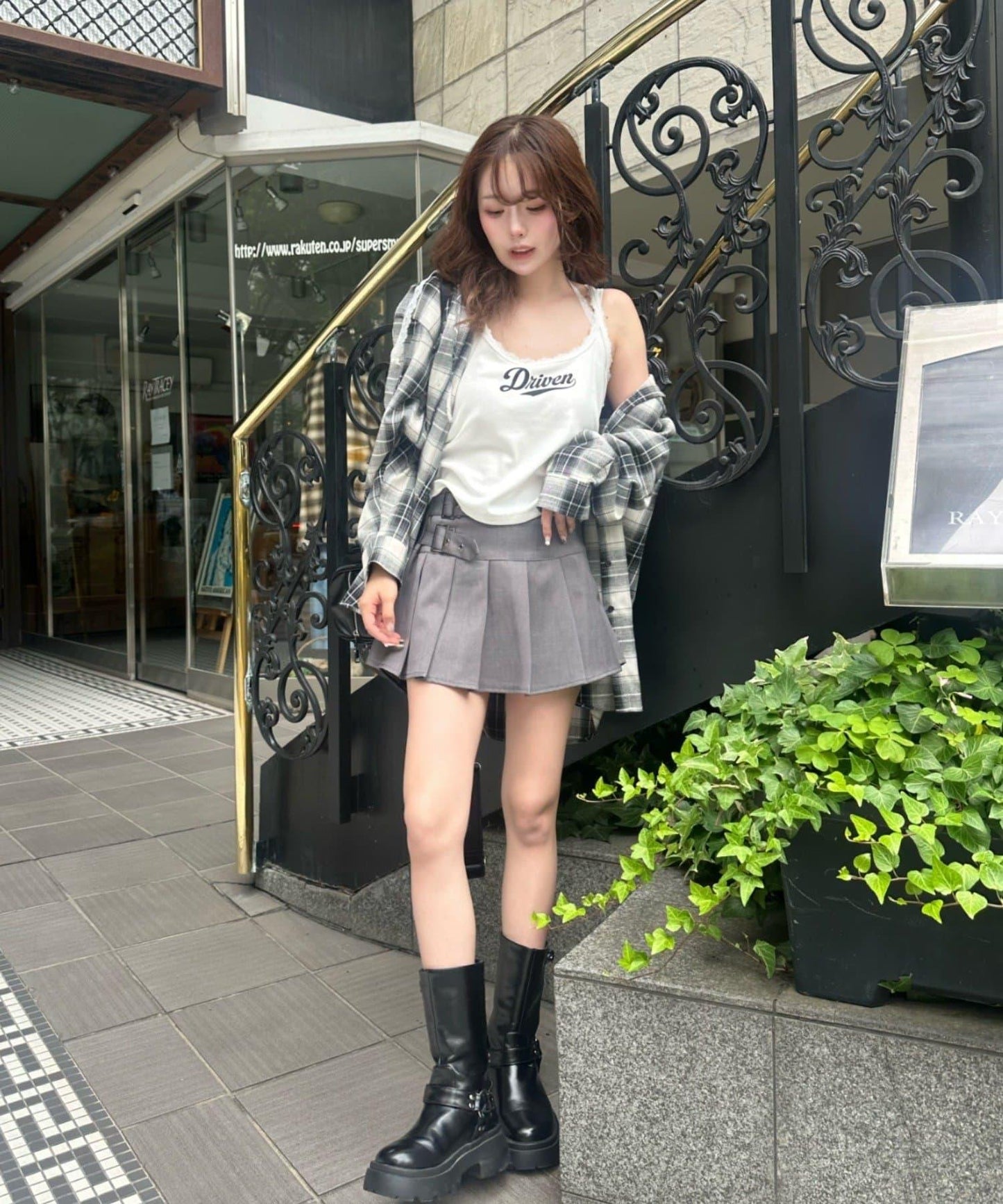 蕾絲Logo帶胸墊疊穿吊帶背心