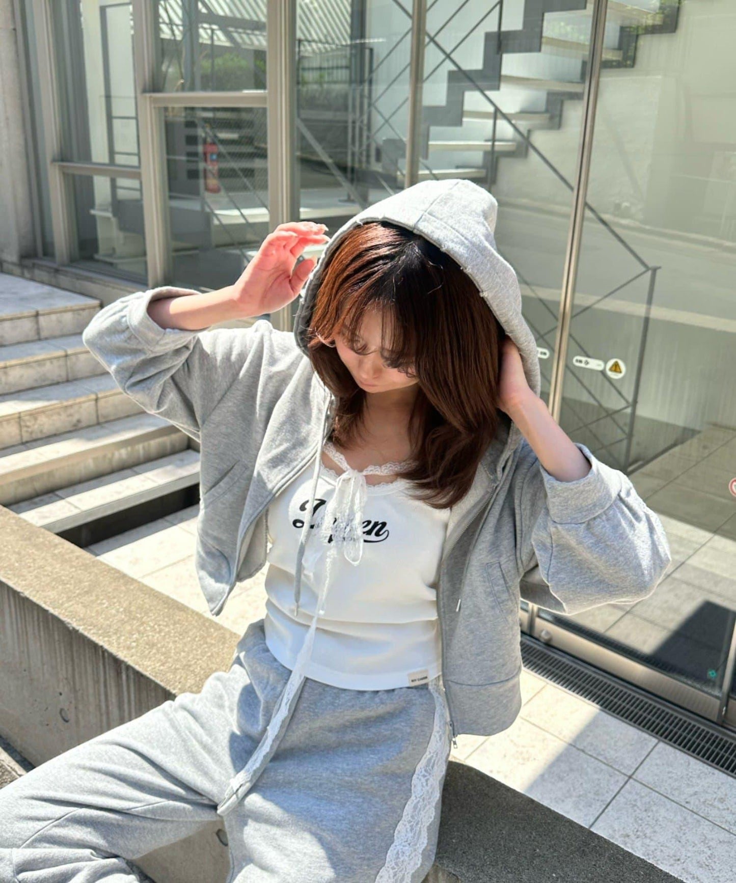 蕾絲Logo帶胸墊疊穿吊帶背心