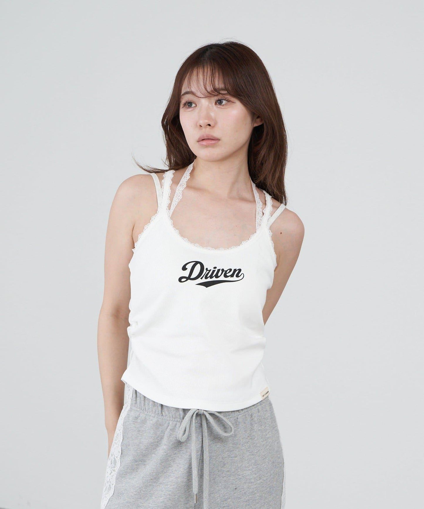 蕾絲Logo帶胸墊疊穿吊帶背心