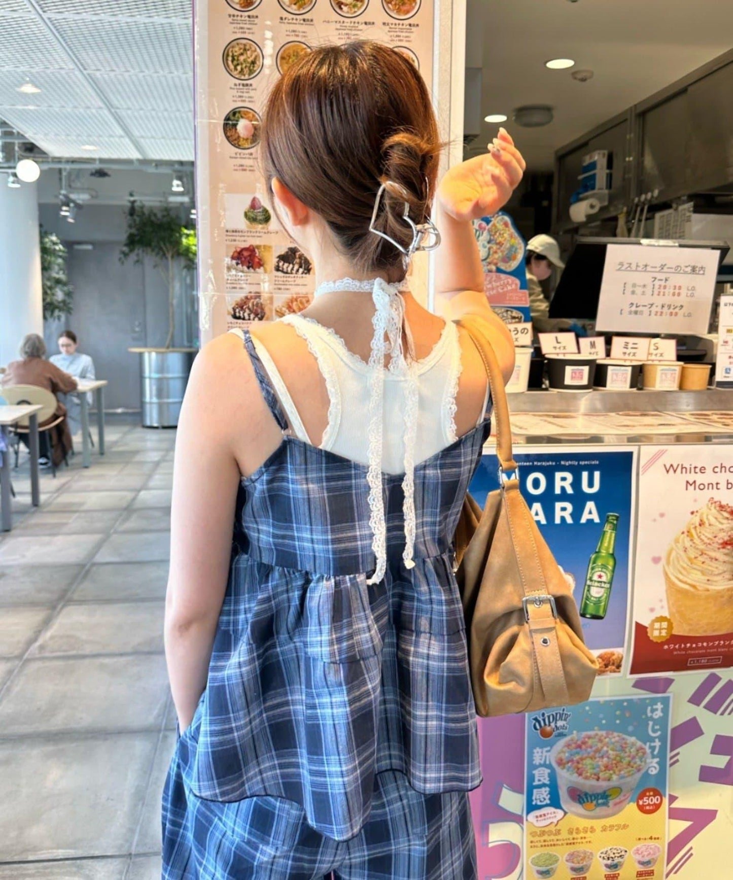 蕾絲Logo帶胸墊疊穿吊帶背心