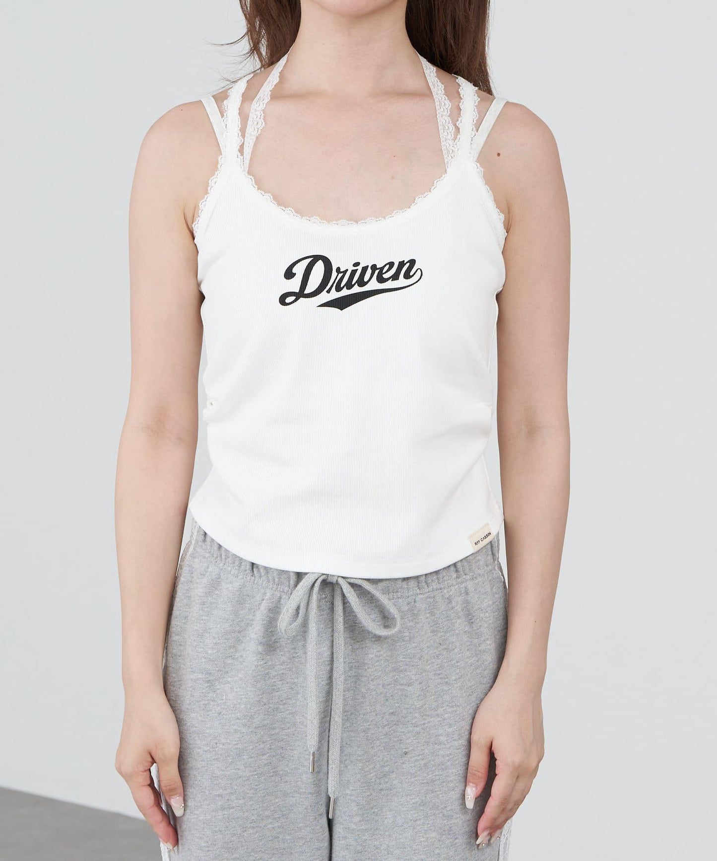 蕾絲Logo帶胸墊疊穿吊帶背心