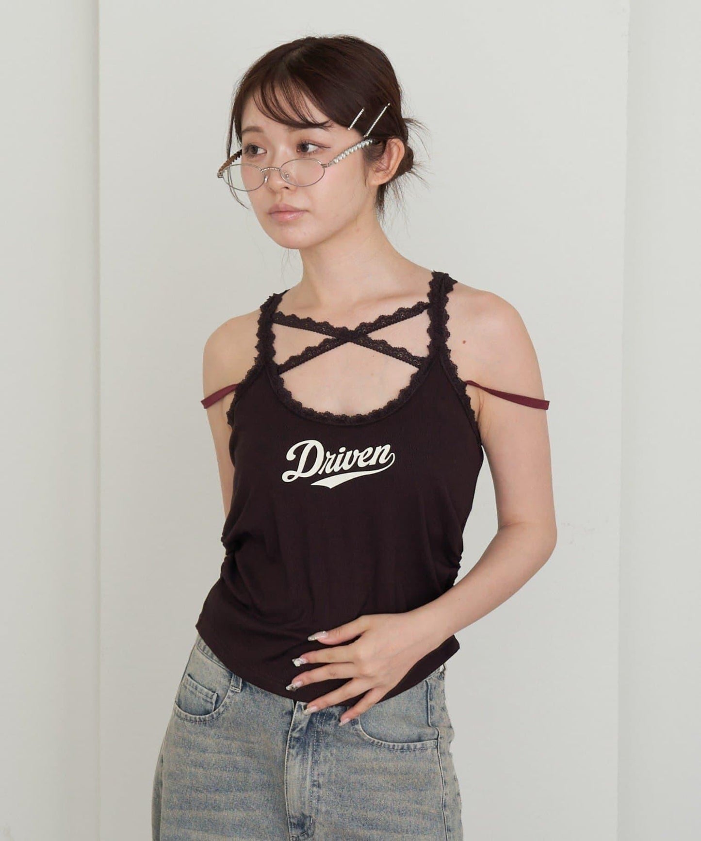 蕾絲Logo帶胸墊疊穿吊帶背心