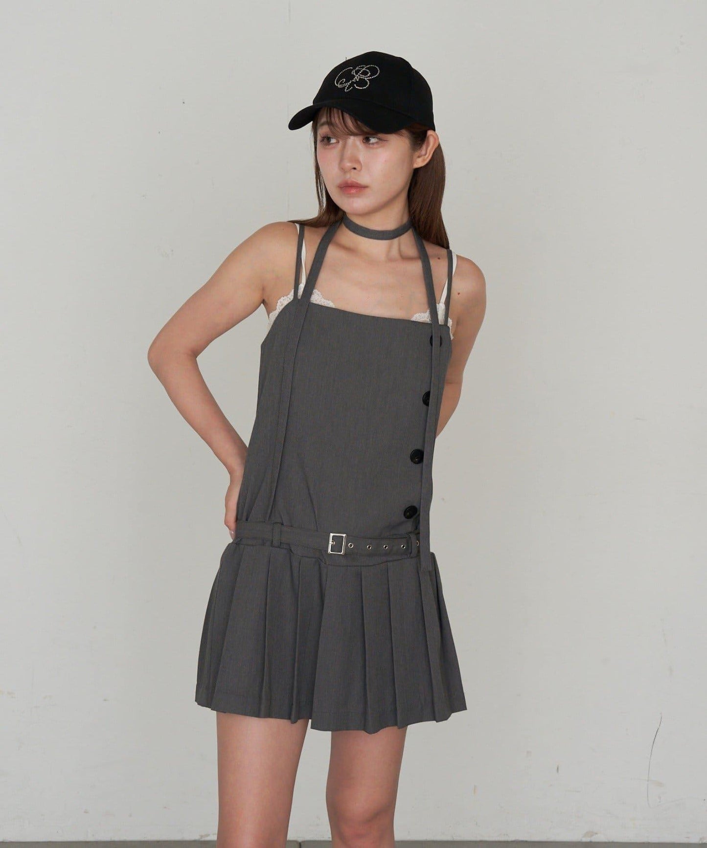 RAY CASSIN 按扣設計 百褶 吊帶迷你連衣裙