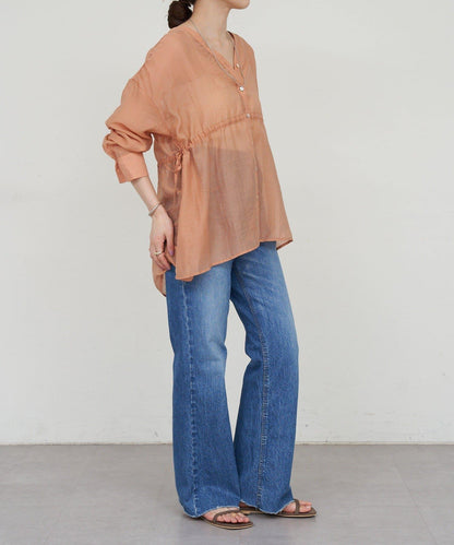 SHENERY 輕透荷葉下襬上衣