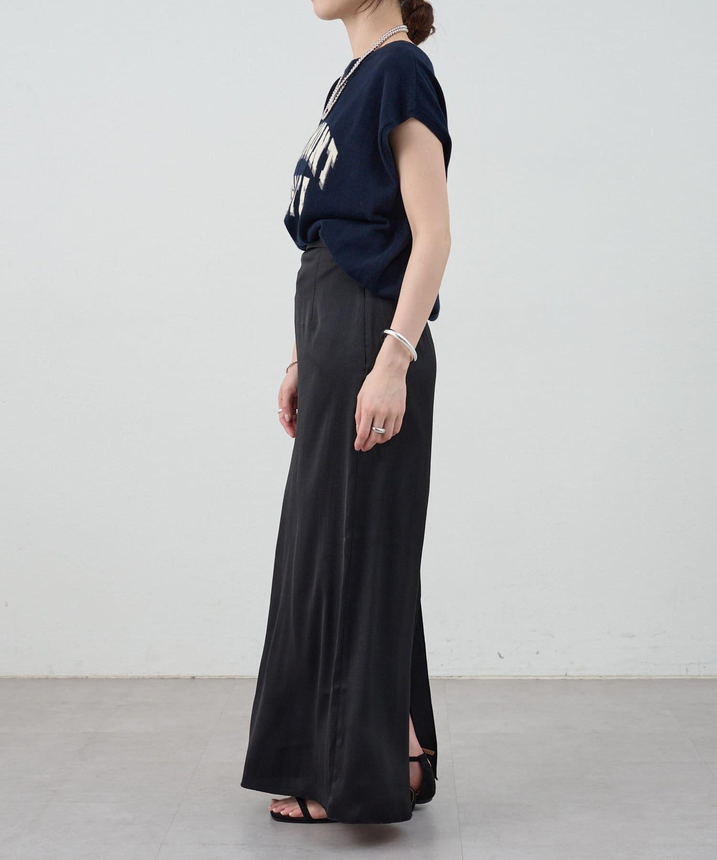 SHENERY 緞面修身半身裙