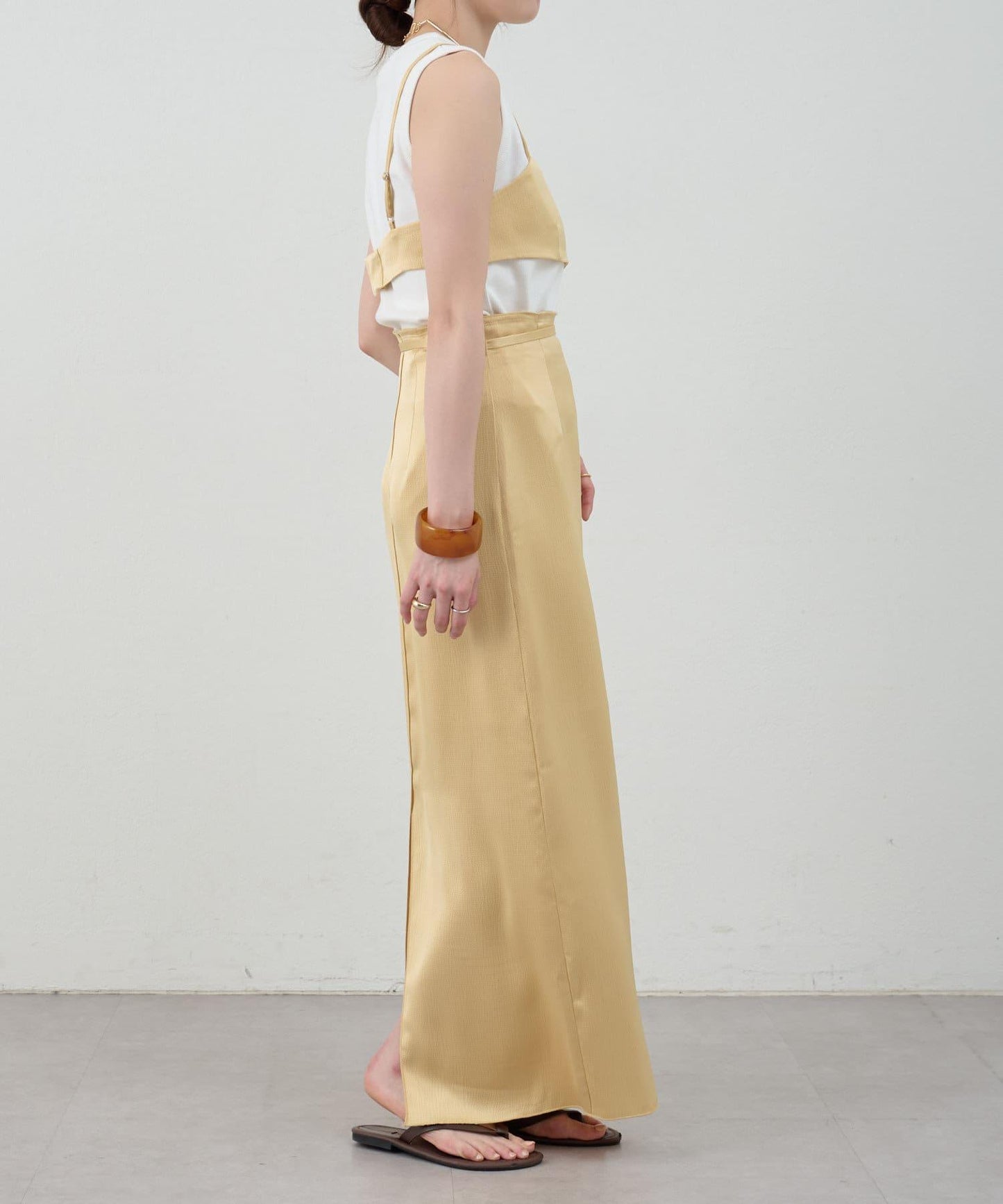 SHENERY 緞面修身半身裙