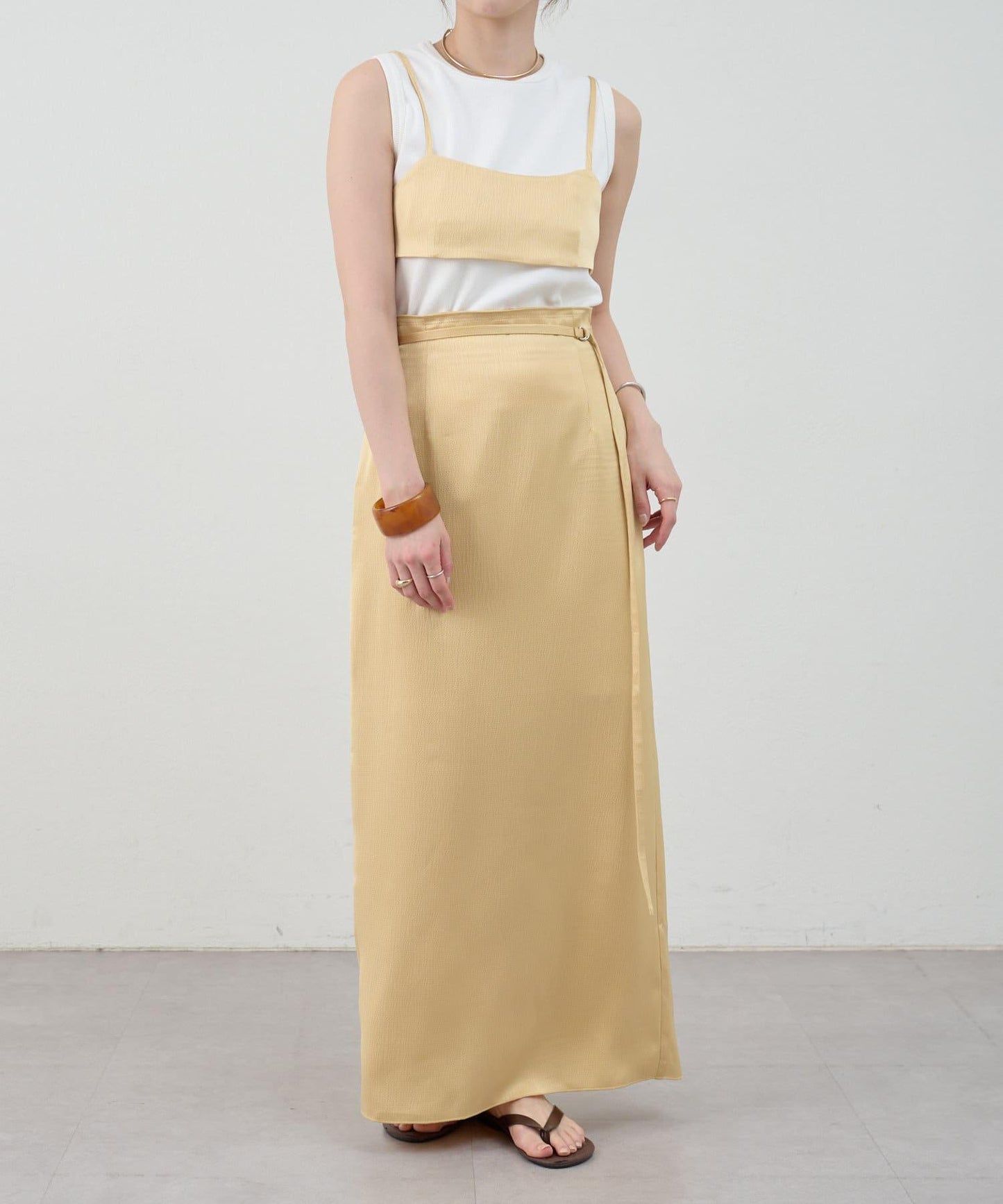 SHENERY 緞面修身半身裙