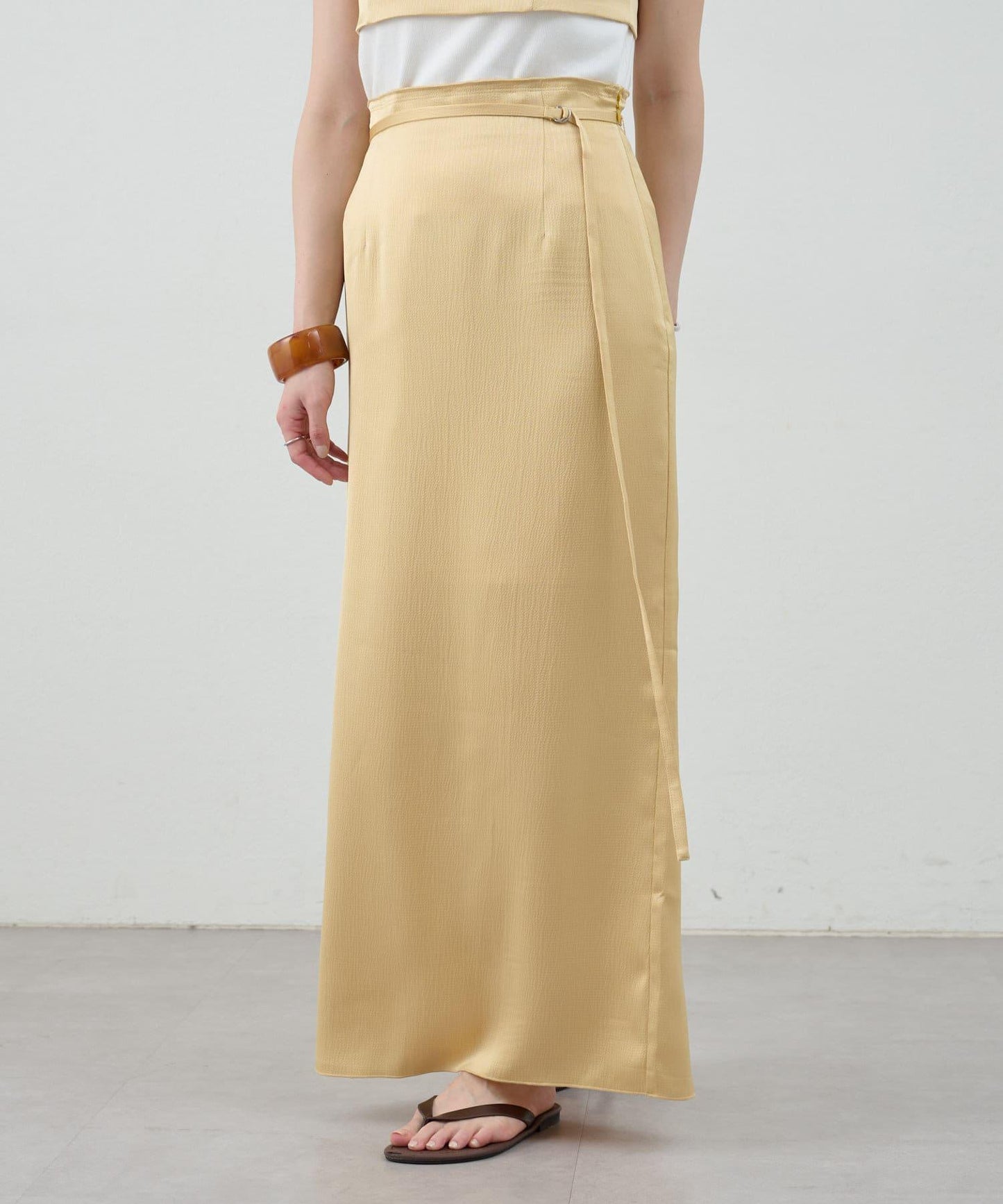 SHENERY 緞面修身半身裙