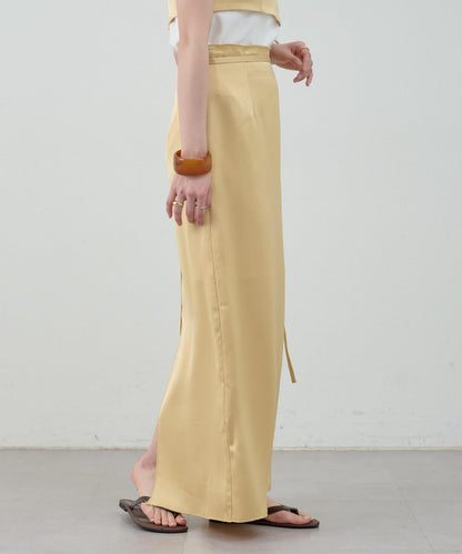 SHENERY 緞面修身半身裙