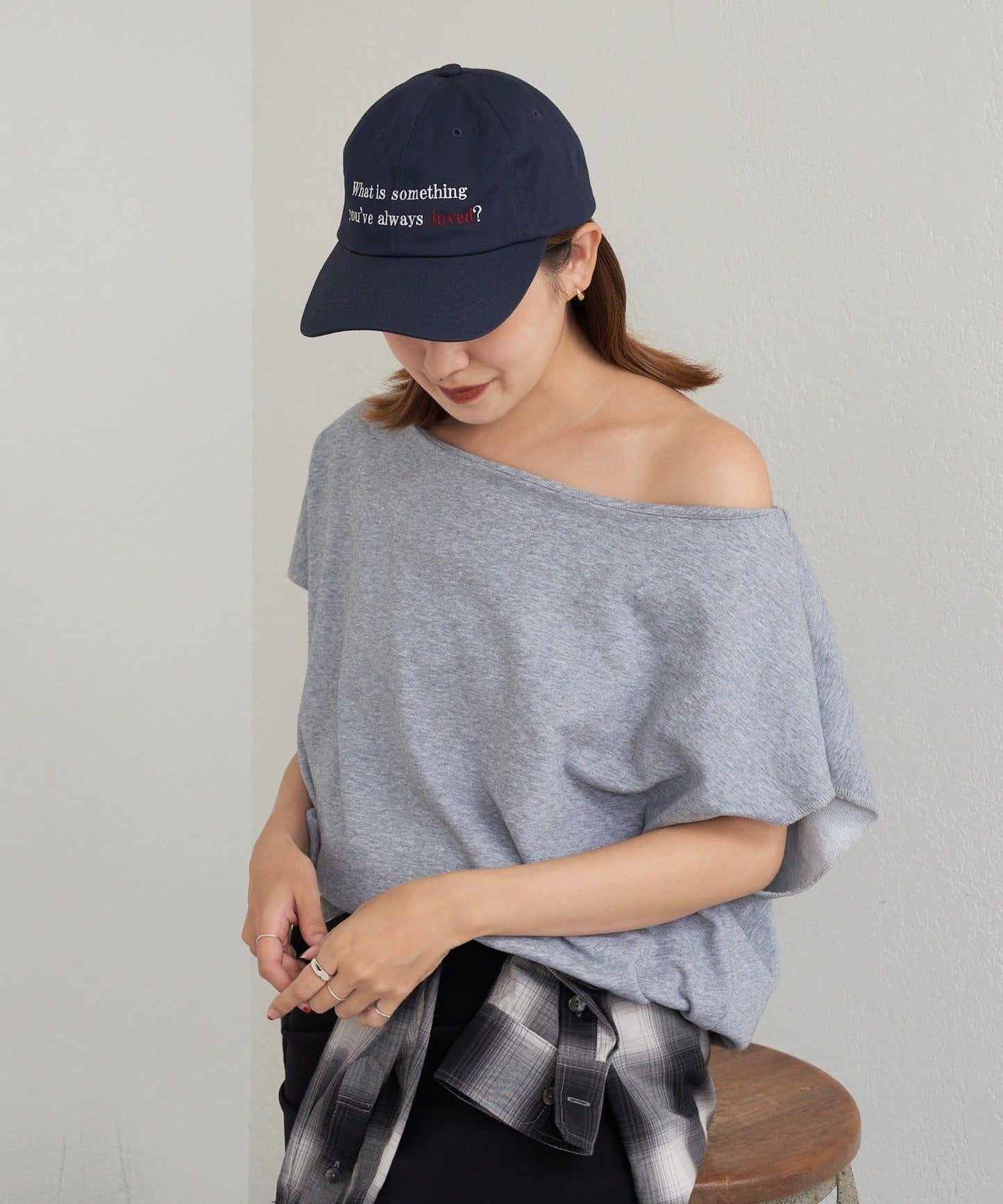 SHENERY 露肩法式短袖衛衣