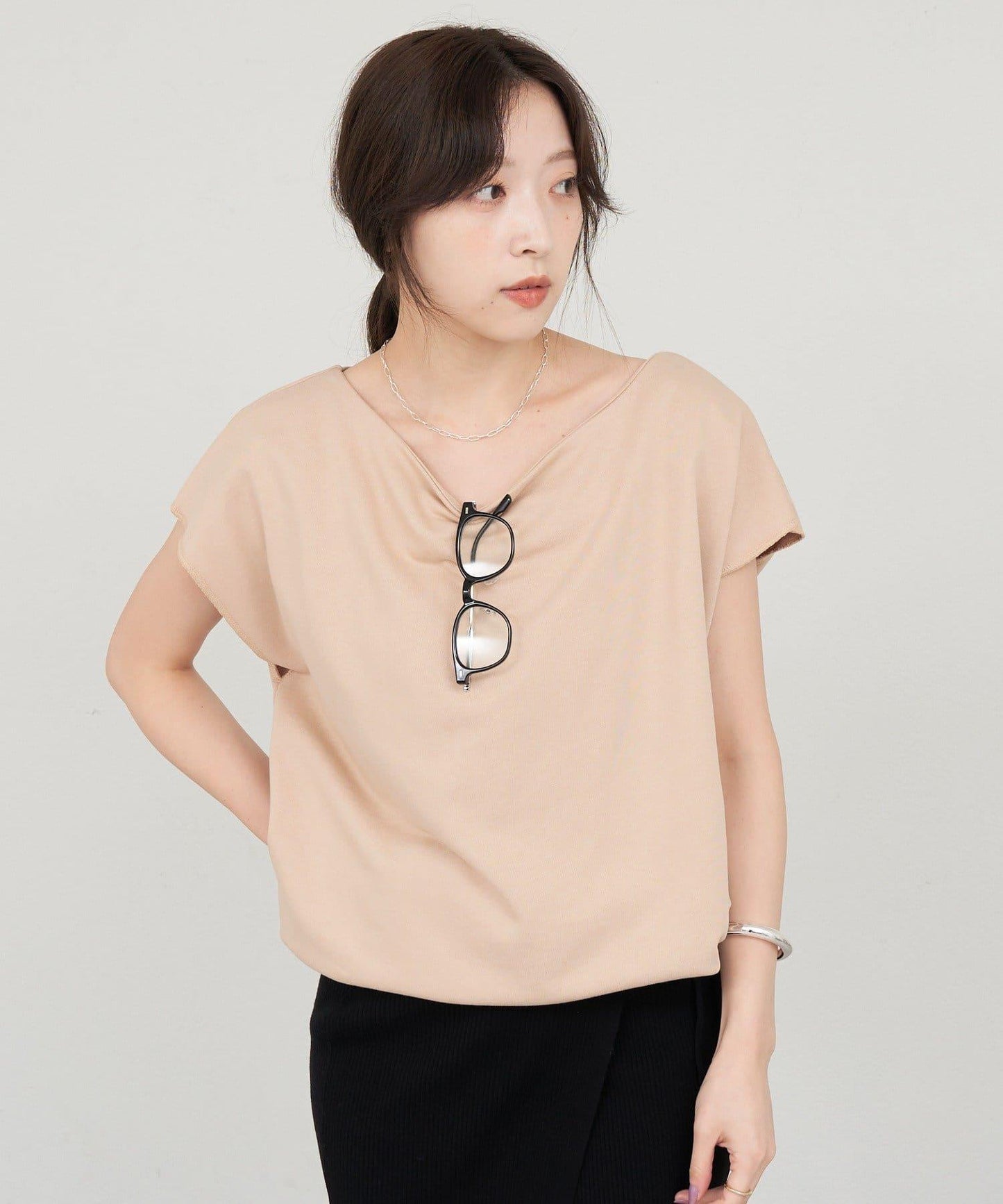 SHENERY 露肩法式短袖衛衣