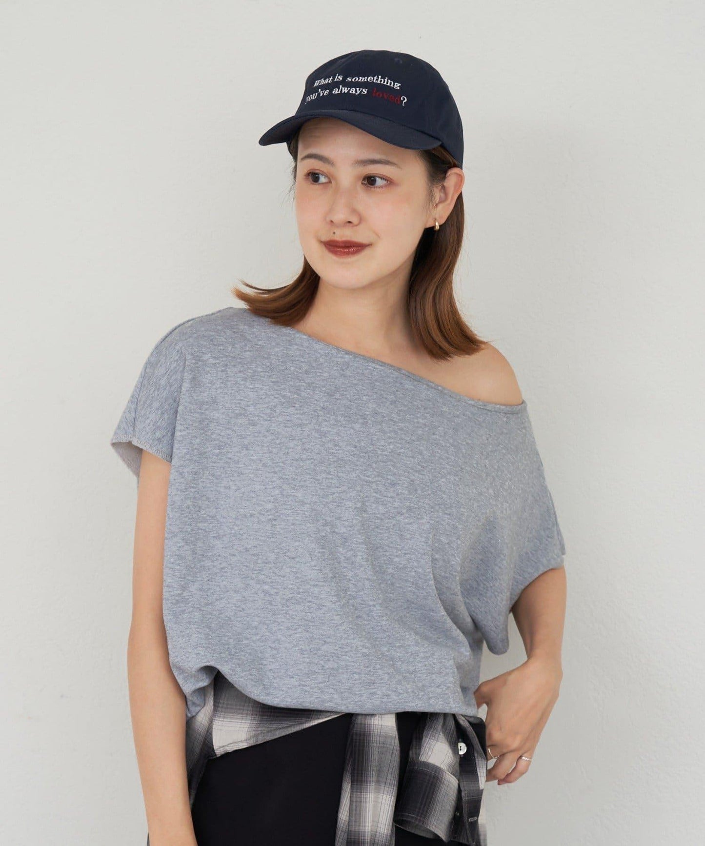 SHENERY 露肩法式短袖衛衣