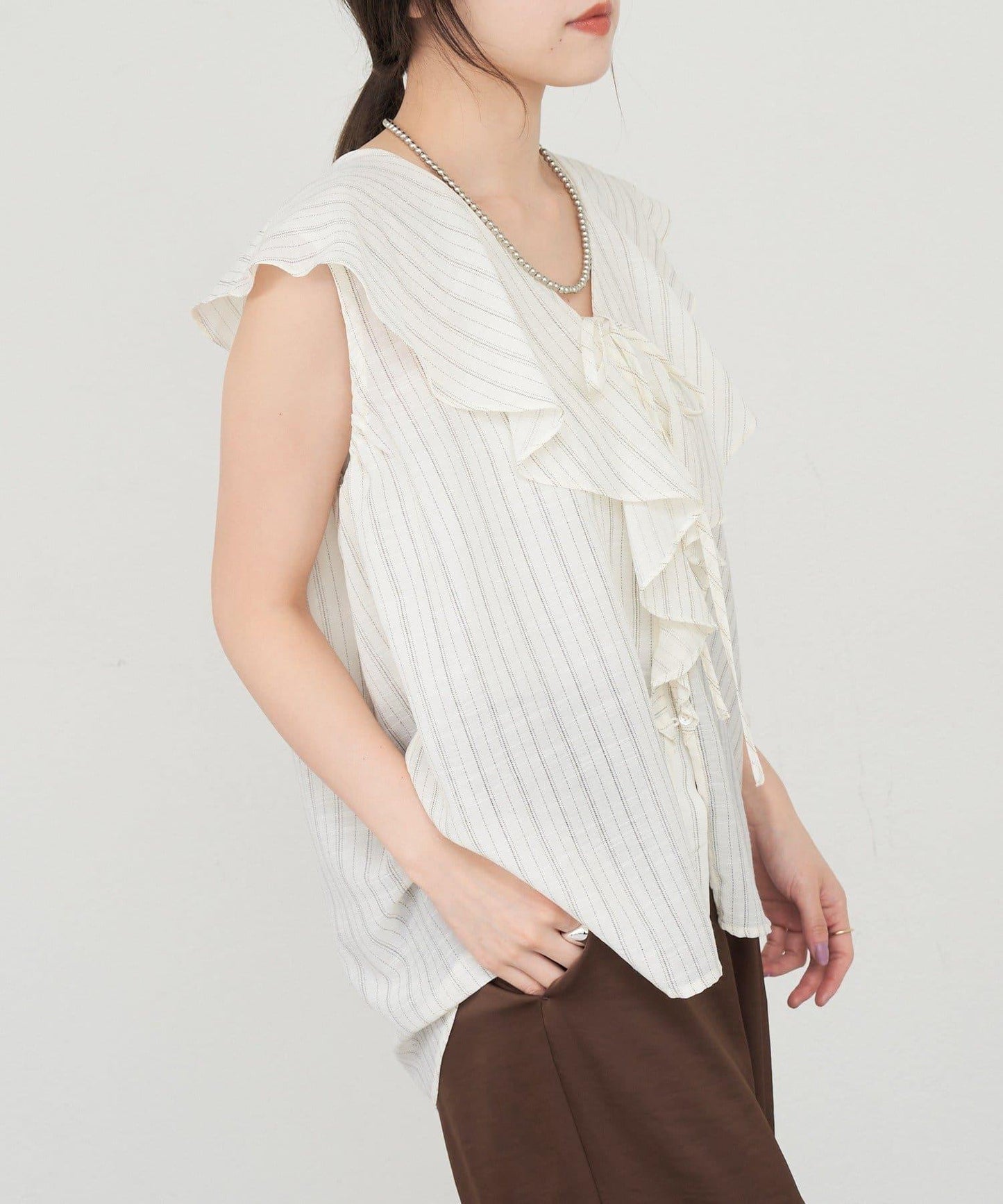 SHENERY 條紋荷葉領襯衫