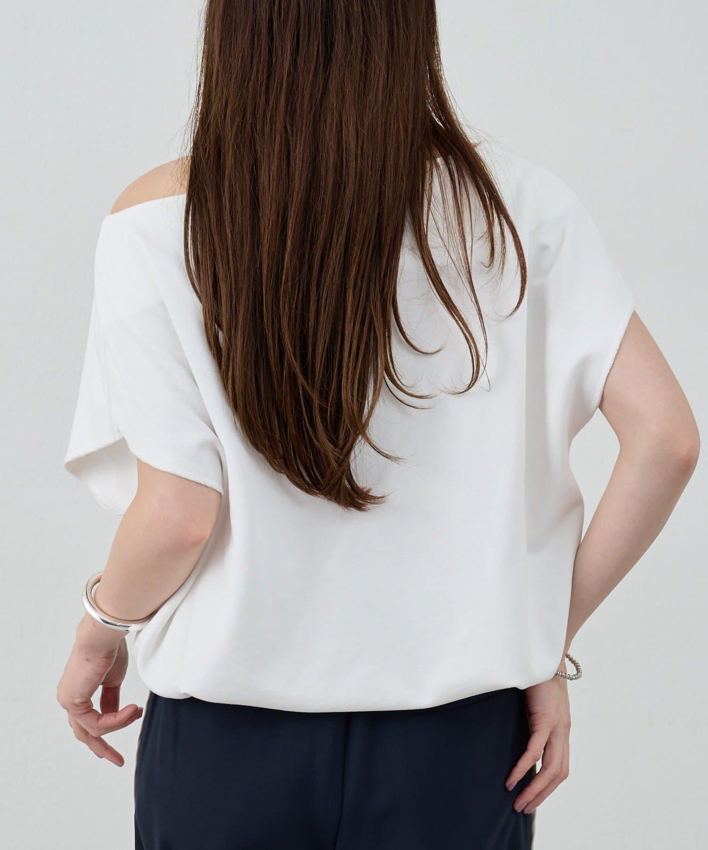 SHENERY 露肩法式短袖衛衣