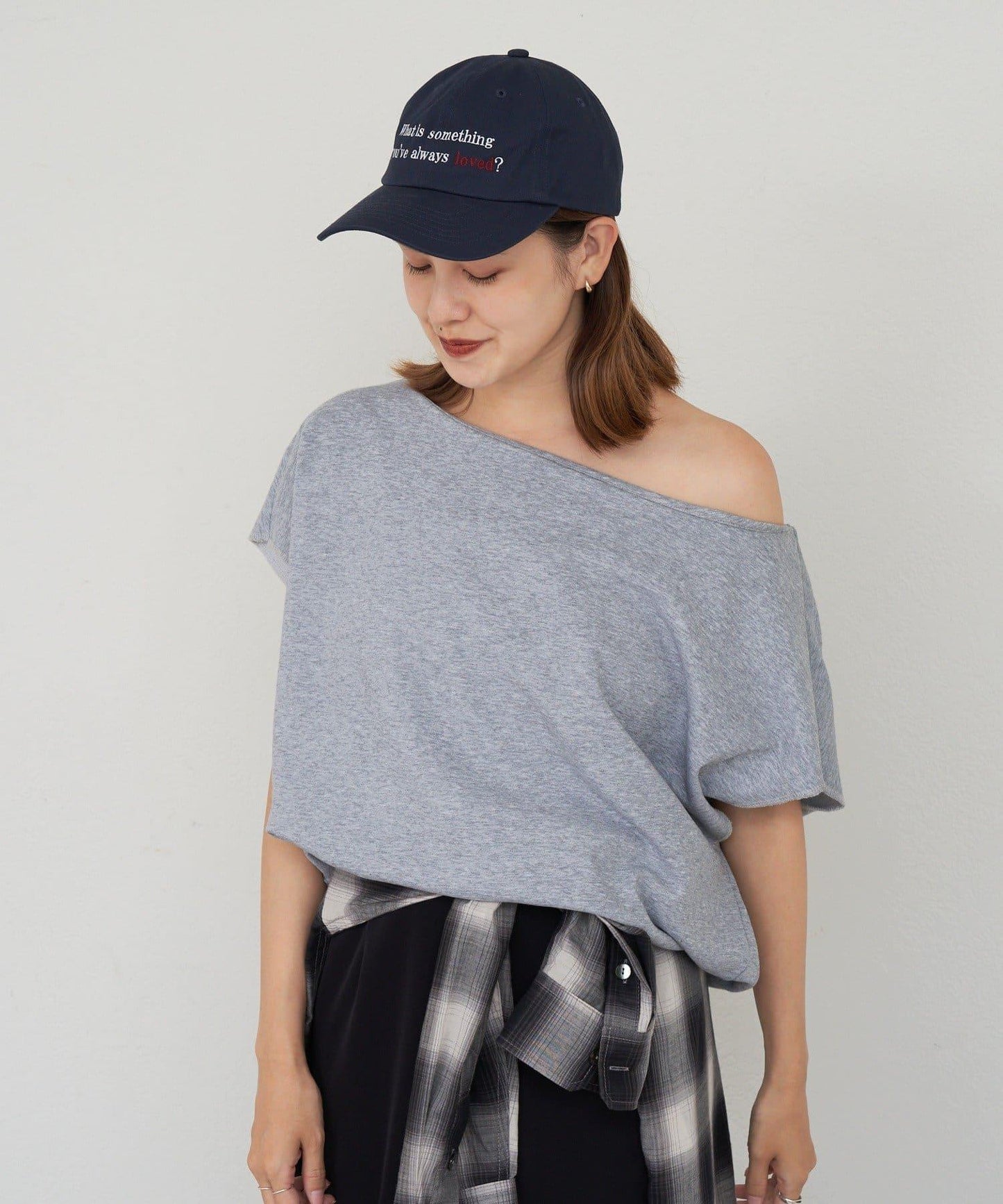 SHENERY 露肩法式短袖衛衣