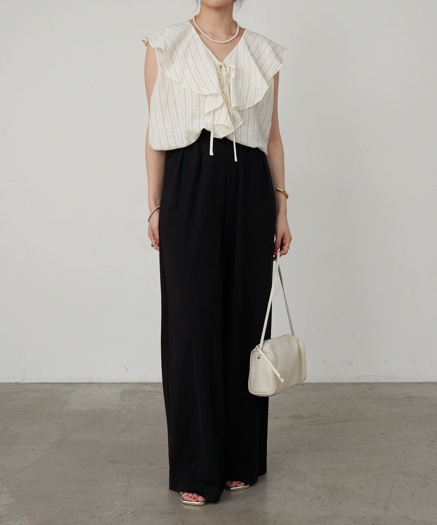 SHENERY 條紋荷葉領襯衫