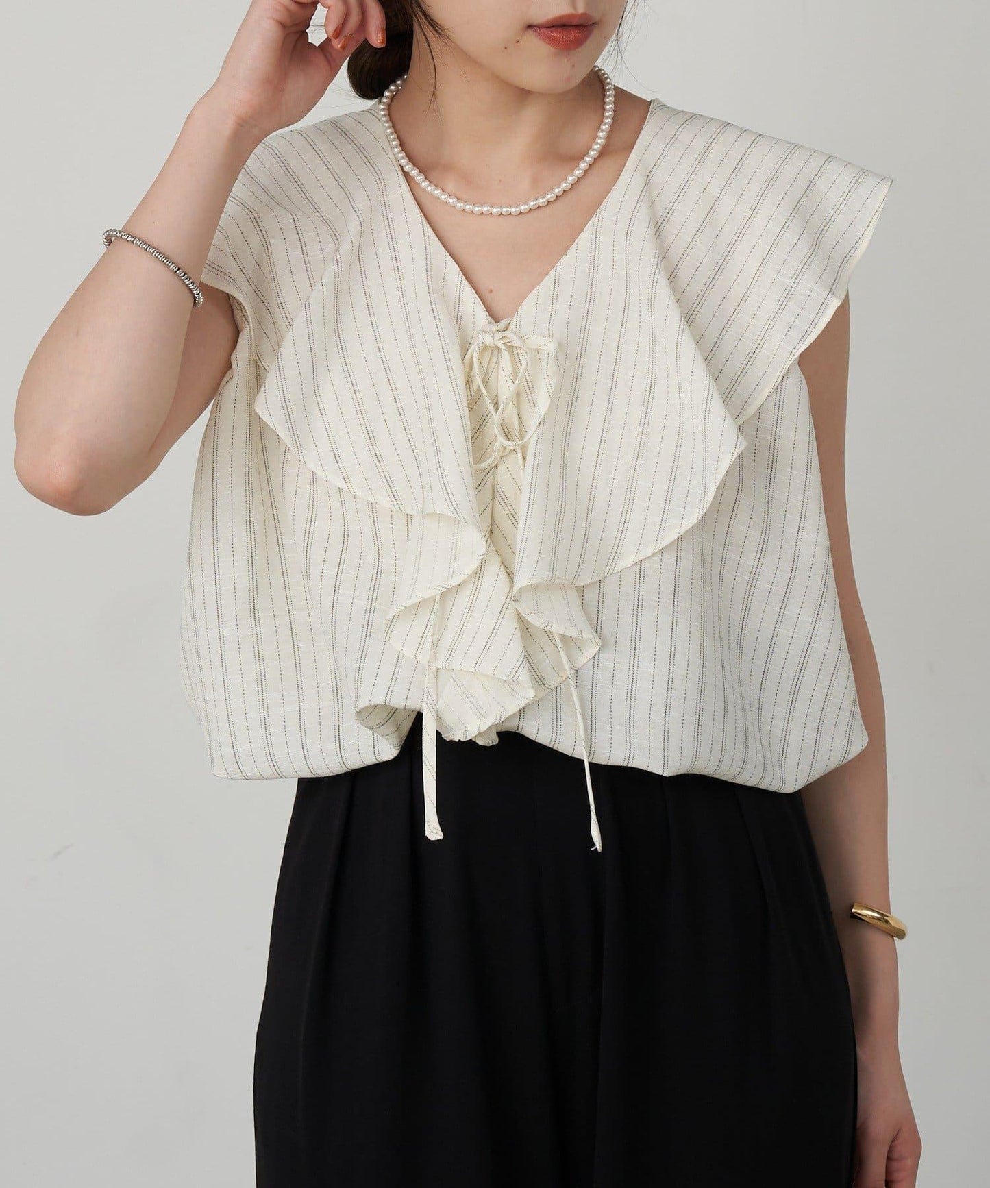 SHENERY 條紋荷葉領襯衫