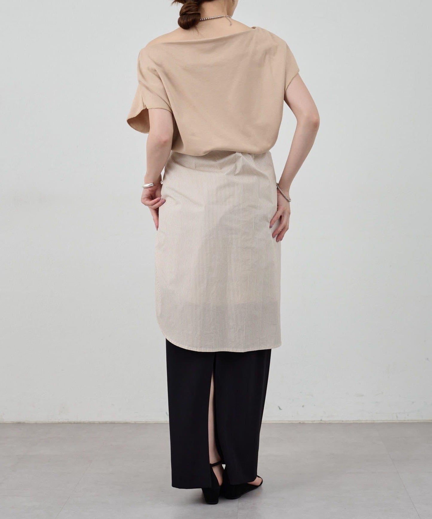 SHENERY 露肩法式短袖衛衣