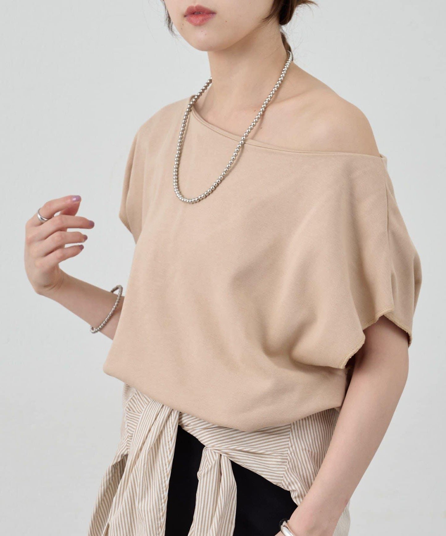 SHENERY 露肩法式短袖衛衣