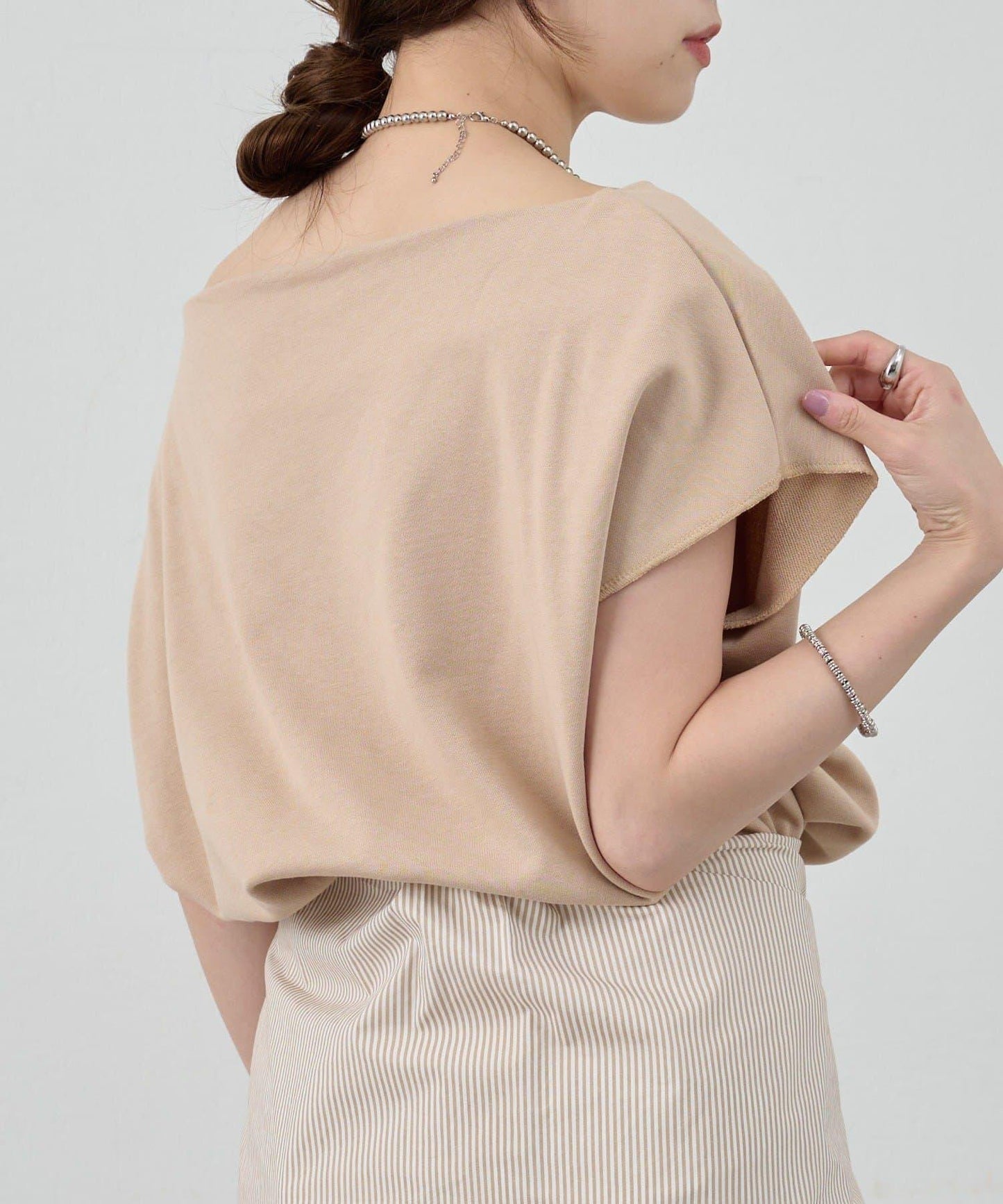 SHENERY 露肩法式短袖衛衣