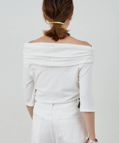 SHENERY 露肩不對稱設計 套頭上衣