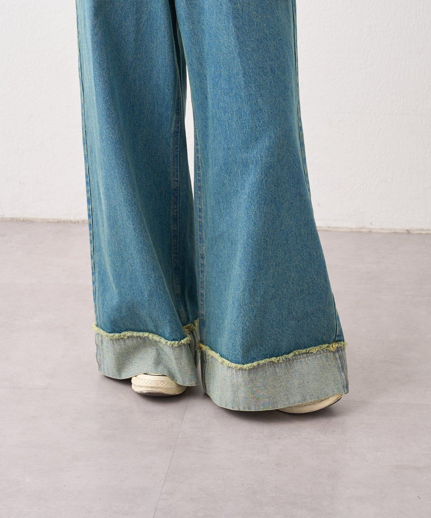 漸變色闊腿牛仔褲