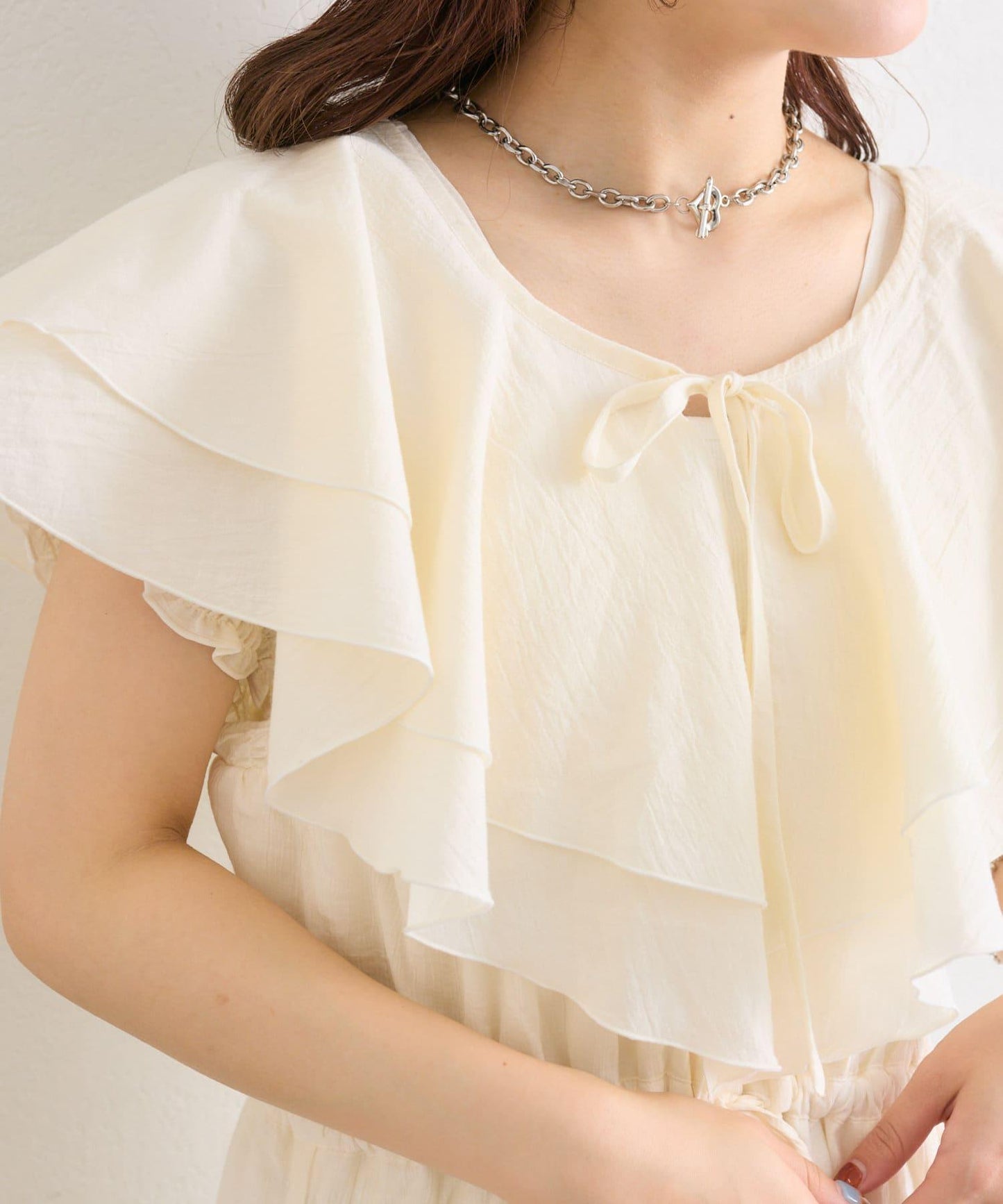 w closet 荷葉邊領設計 連體褲