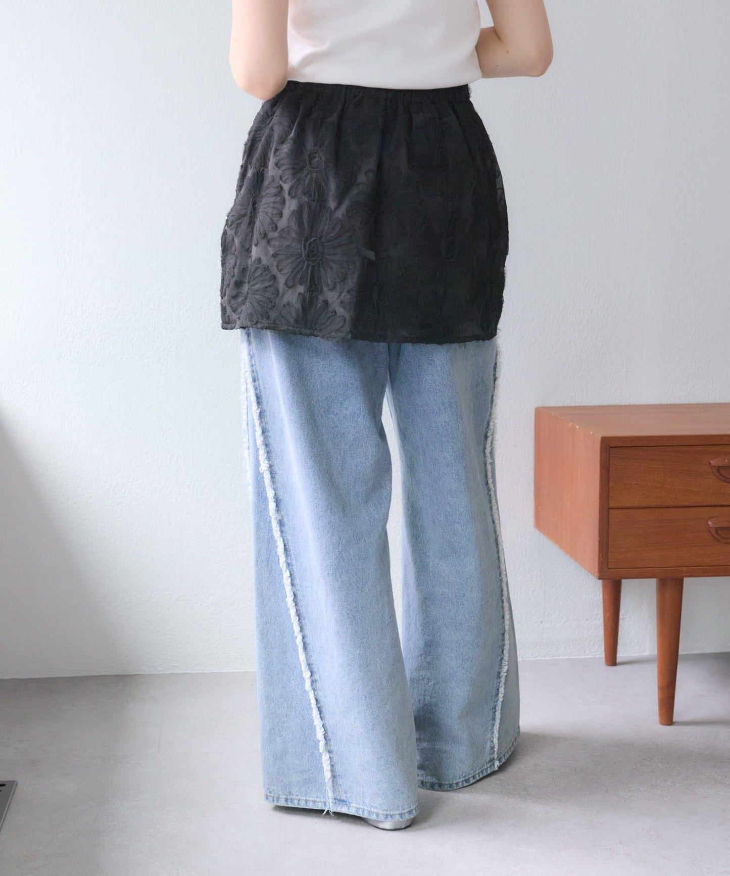 w closet 花卉蕾絲 迷你半身裙