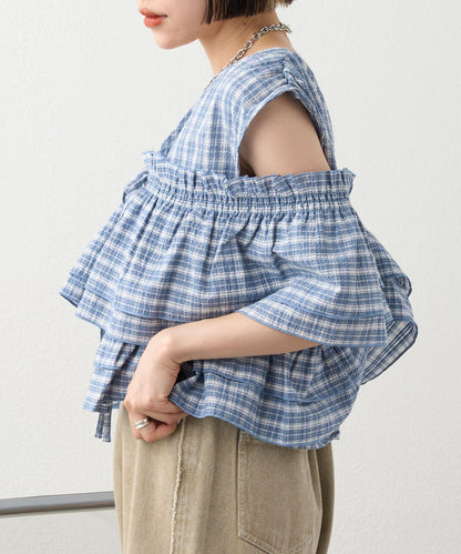 多穿法荷葉邊襯衫