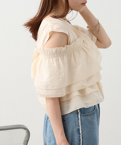 多穿法荷葉邊襯衫