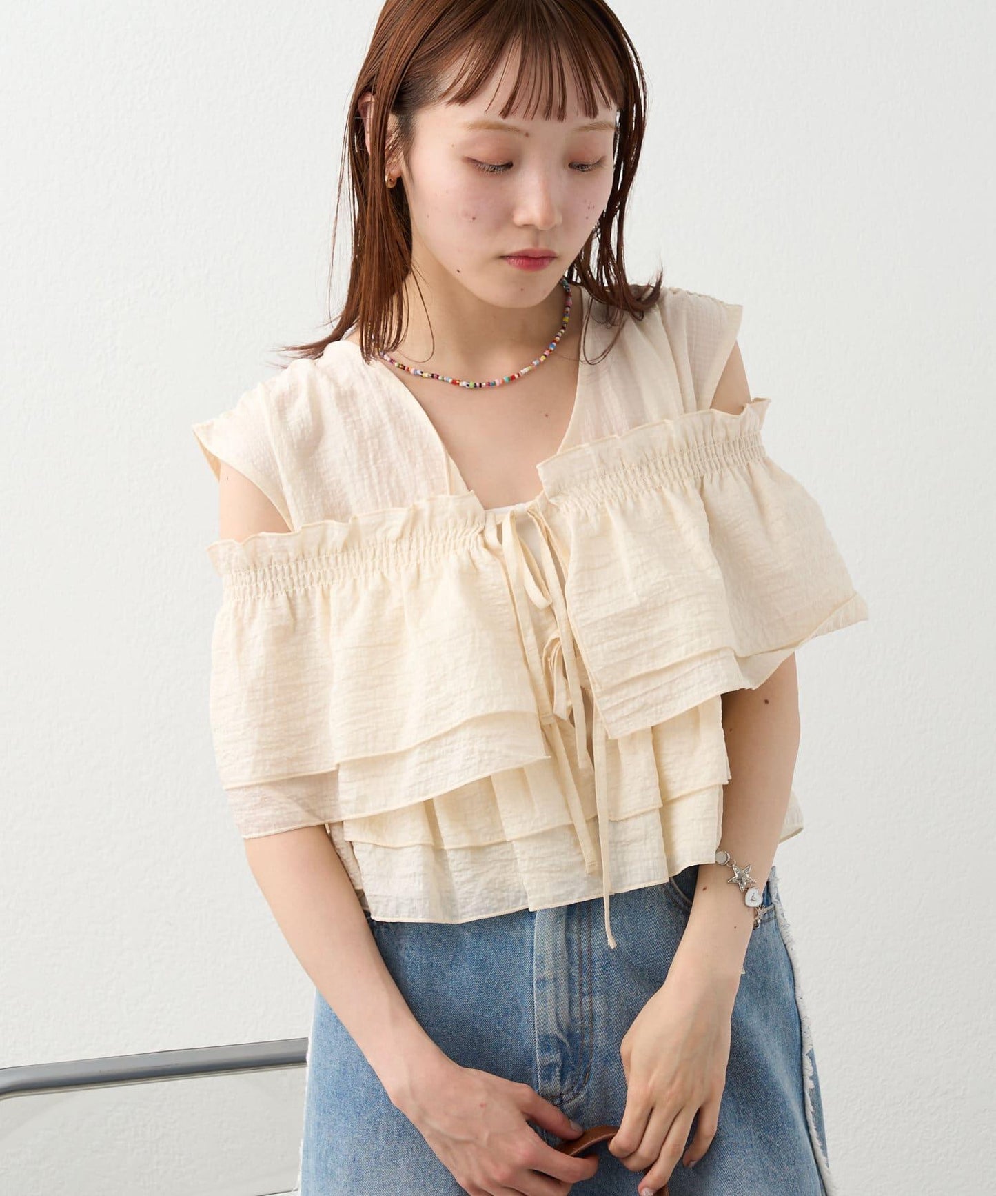 多穿法荷葉邊襯衫