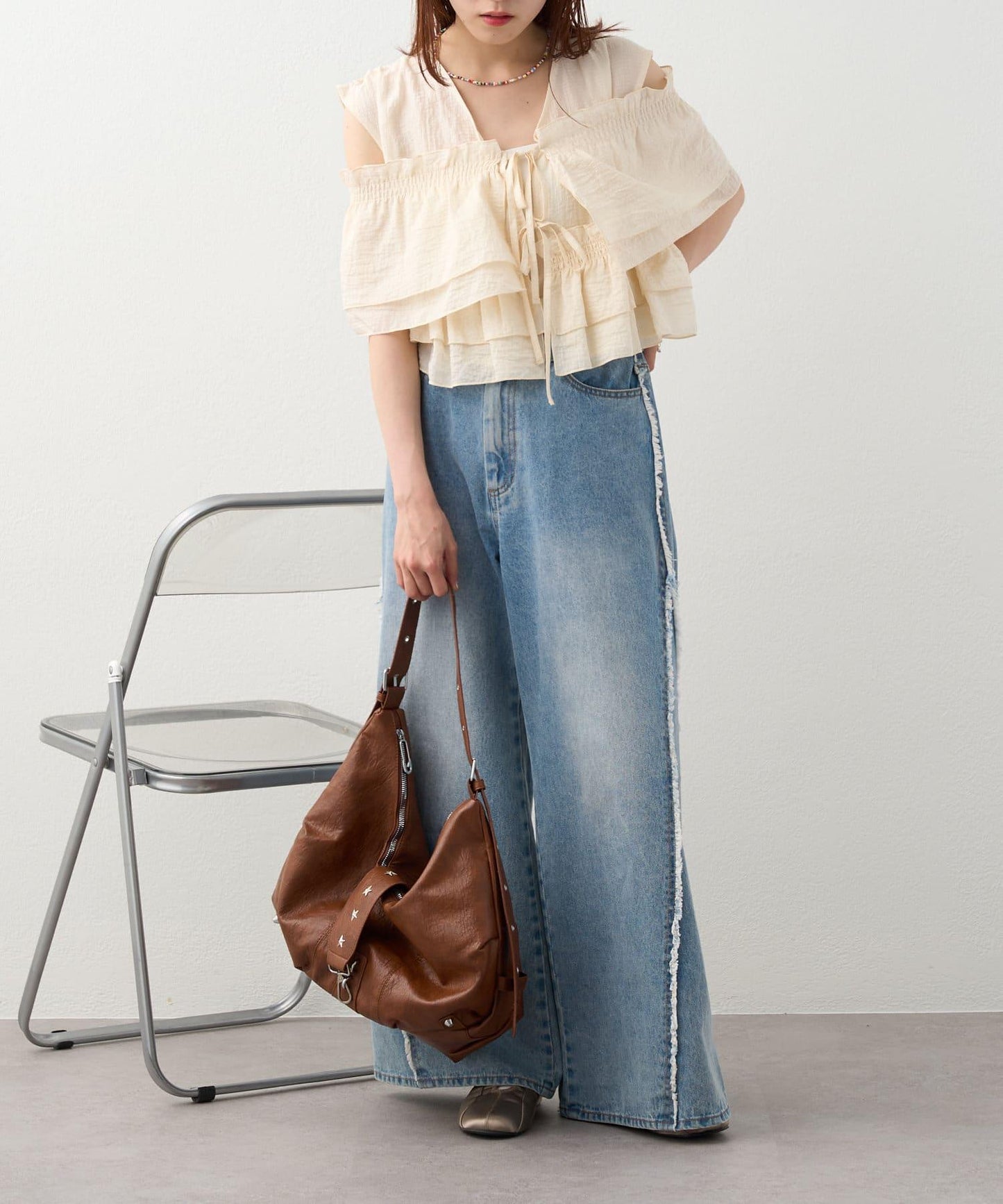 多穿法荷葉邊襯衫