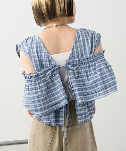 多穿法荷葉邊襯衫