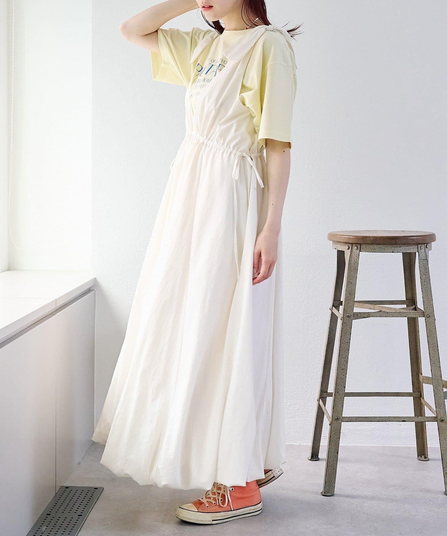 肩部蝴蝶結 蓬鬆廓形 連衣裙