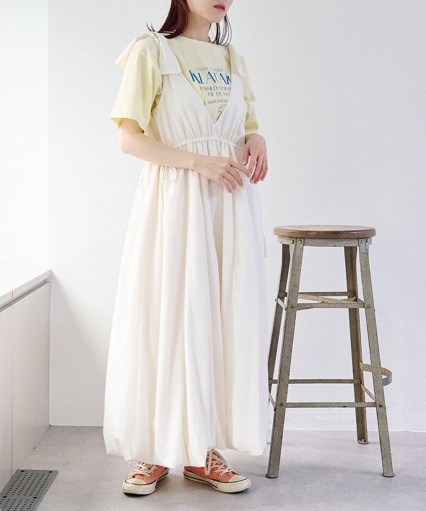 肩部蝴蝶結 蓬鬆廓形 連衣裙